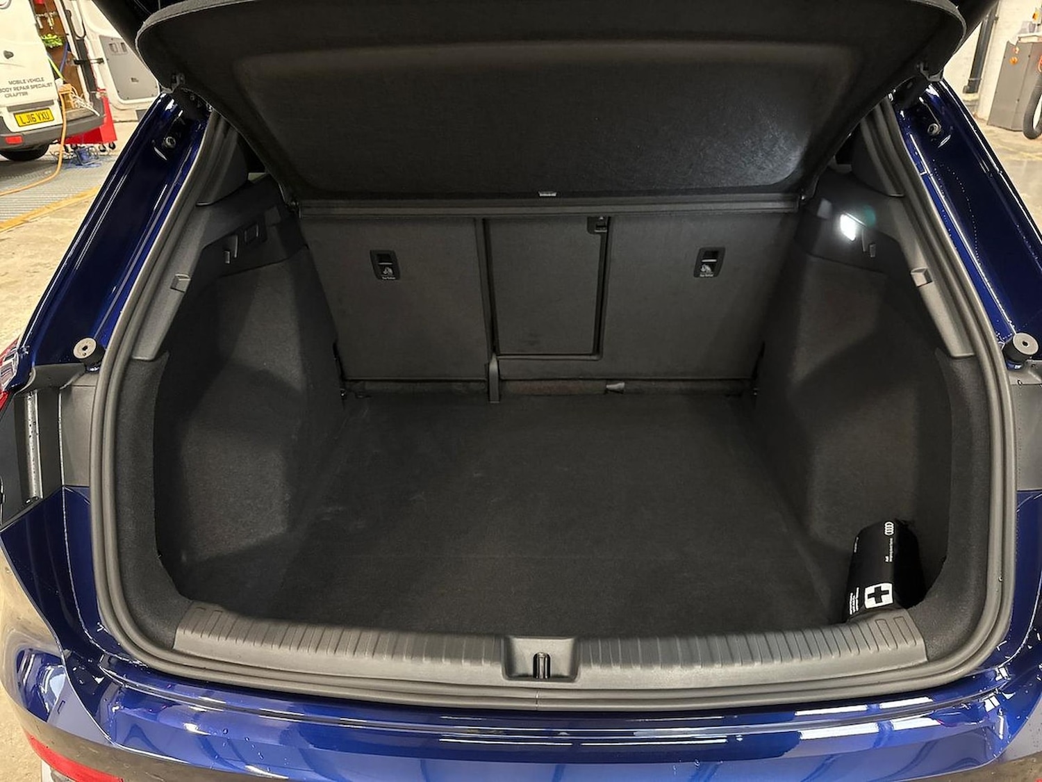 Used Audi Q4 e-tron 2025 for sale - 76720263: Photo 17