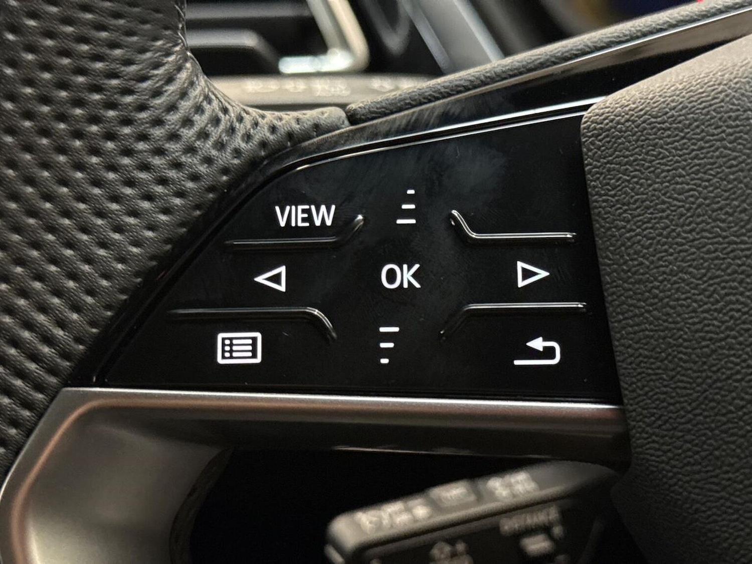 Used Audi Q4 e-tron 2025 for sale - 76720263: Photo 27