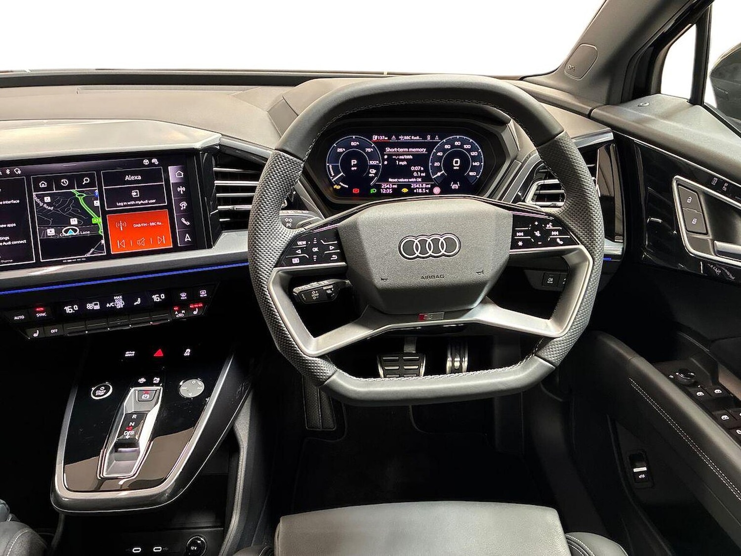 Used Audi Q4 e-tron 2026 for sale - 78155507: Photo 11