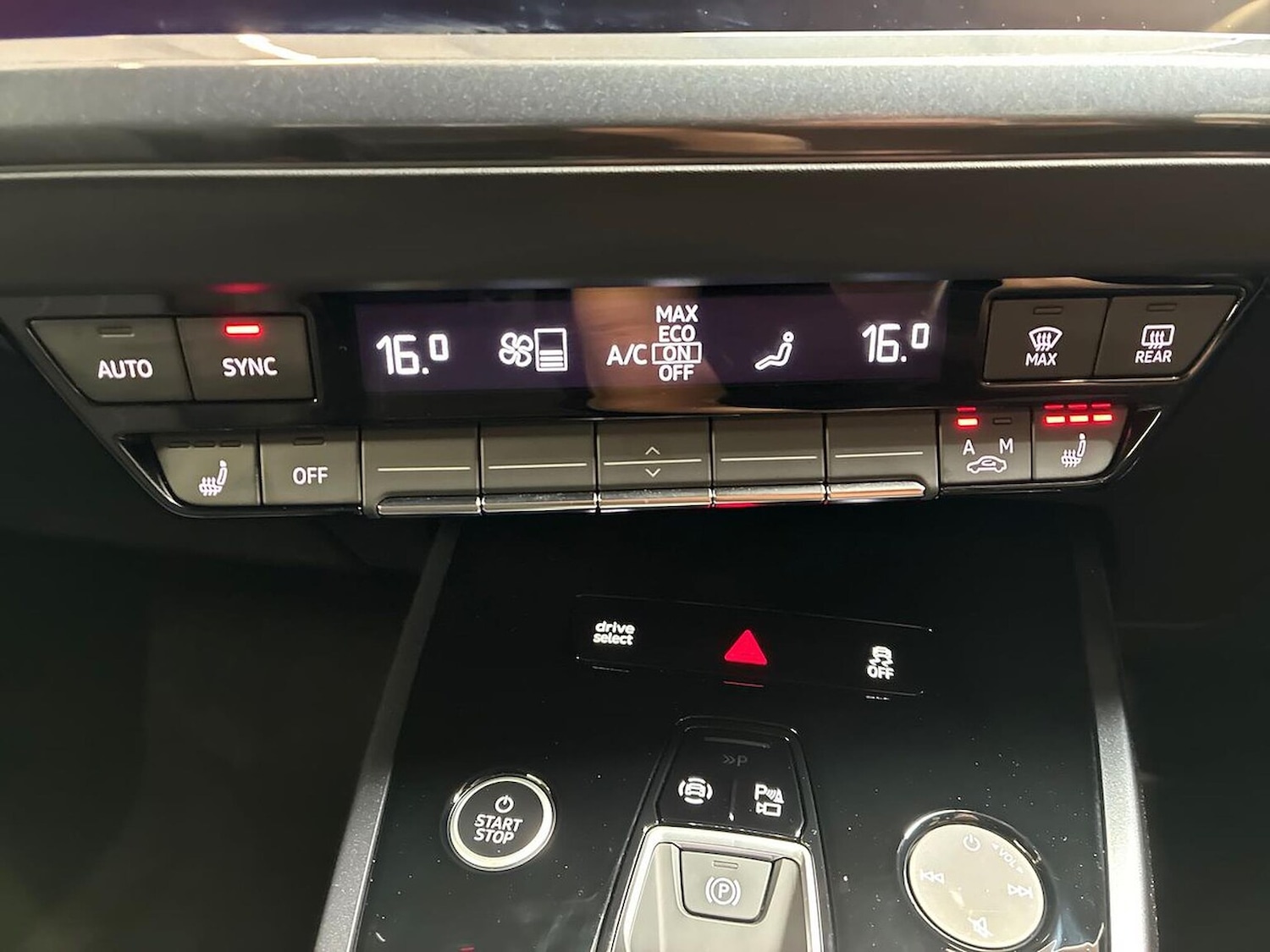 Used Audi Q4 e-tron 2026 for sale - 78155507: Photo 14