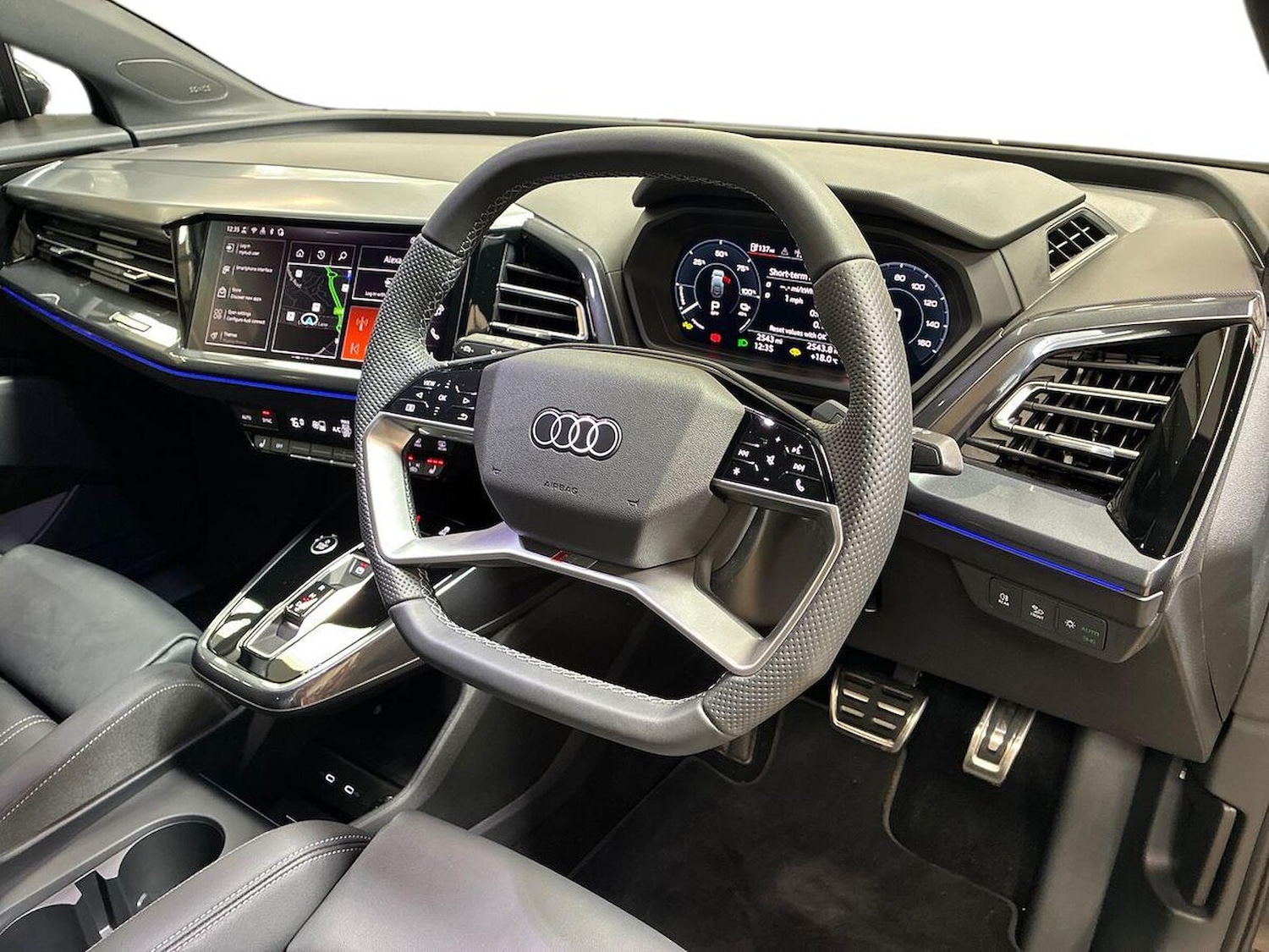 Used Audi Q4 e-tron 2026 for sale - 78155507: Photo 17