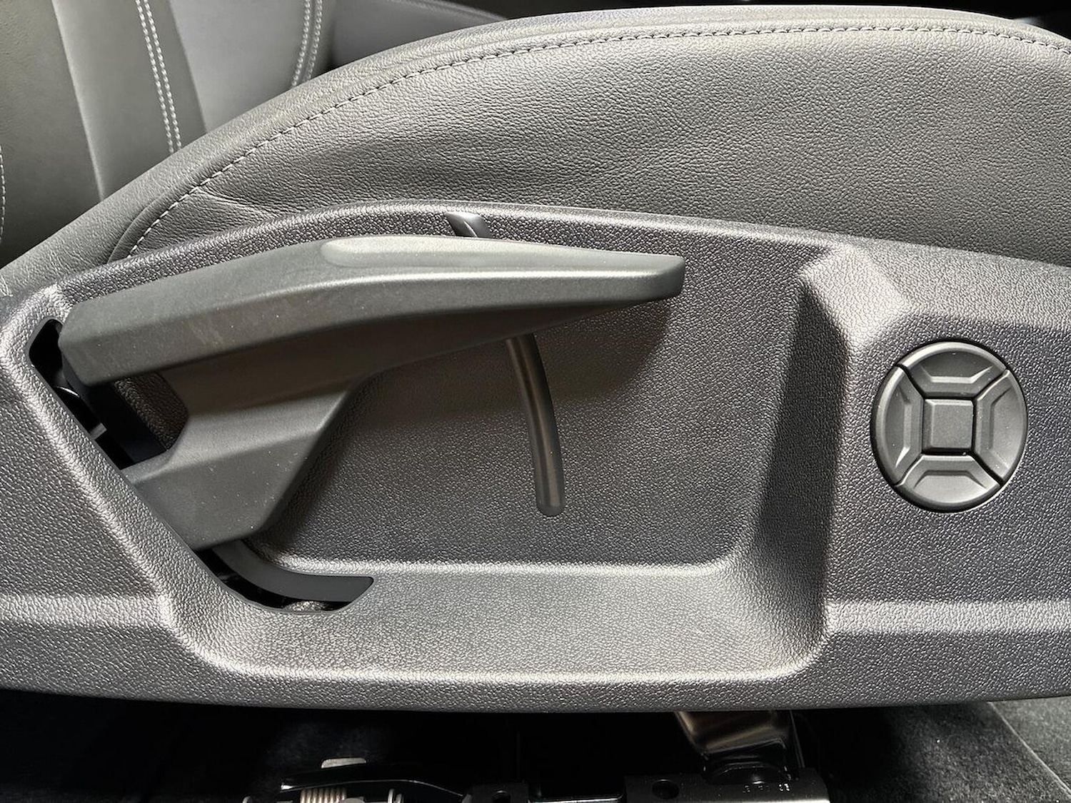 Used Audi Q4 e-tron 2026 for sale - 78155507: Photo 32