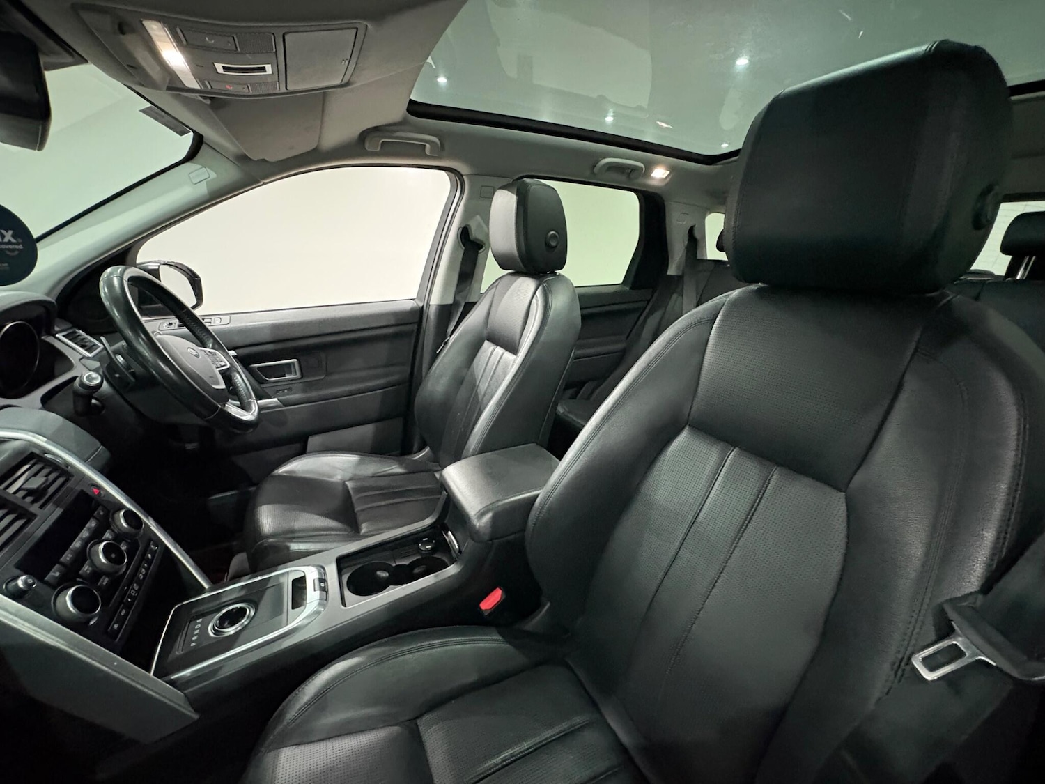 Used Land Rover Discovery Sport 2015 for sale - 76855902: Photo 8