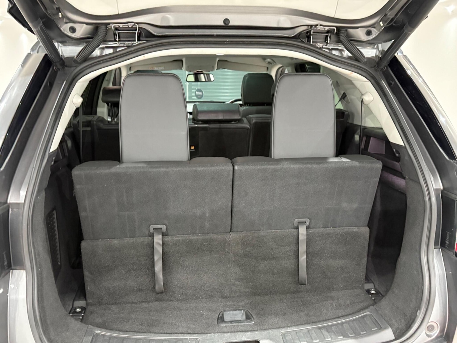 Used Land Rover Discovery Sport 2015 for sale - 76824926: Photo 15