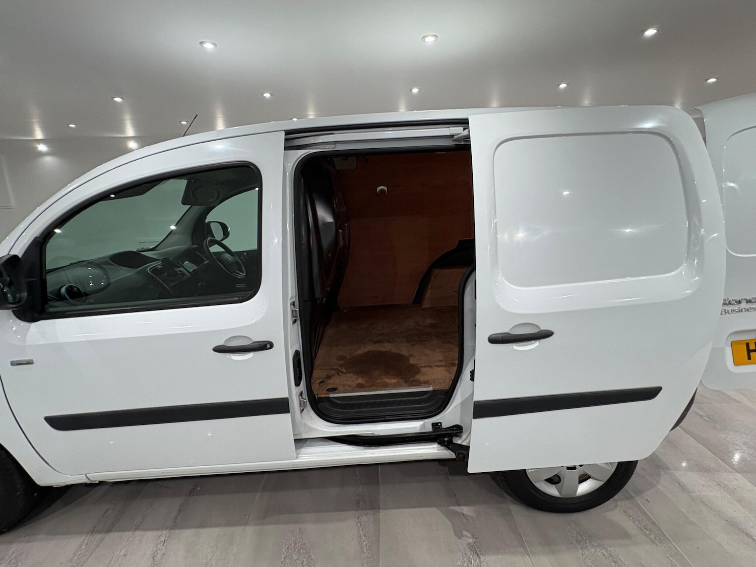 Used Renault Kangoo 2019 for sale - 76824968: Photo 11