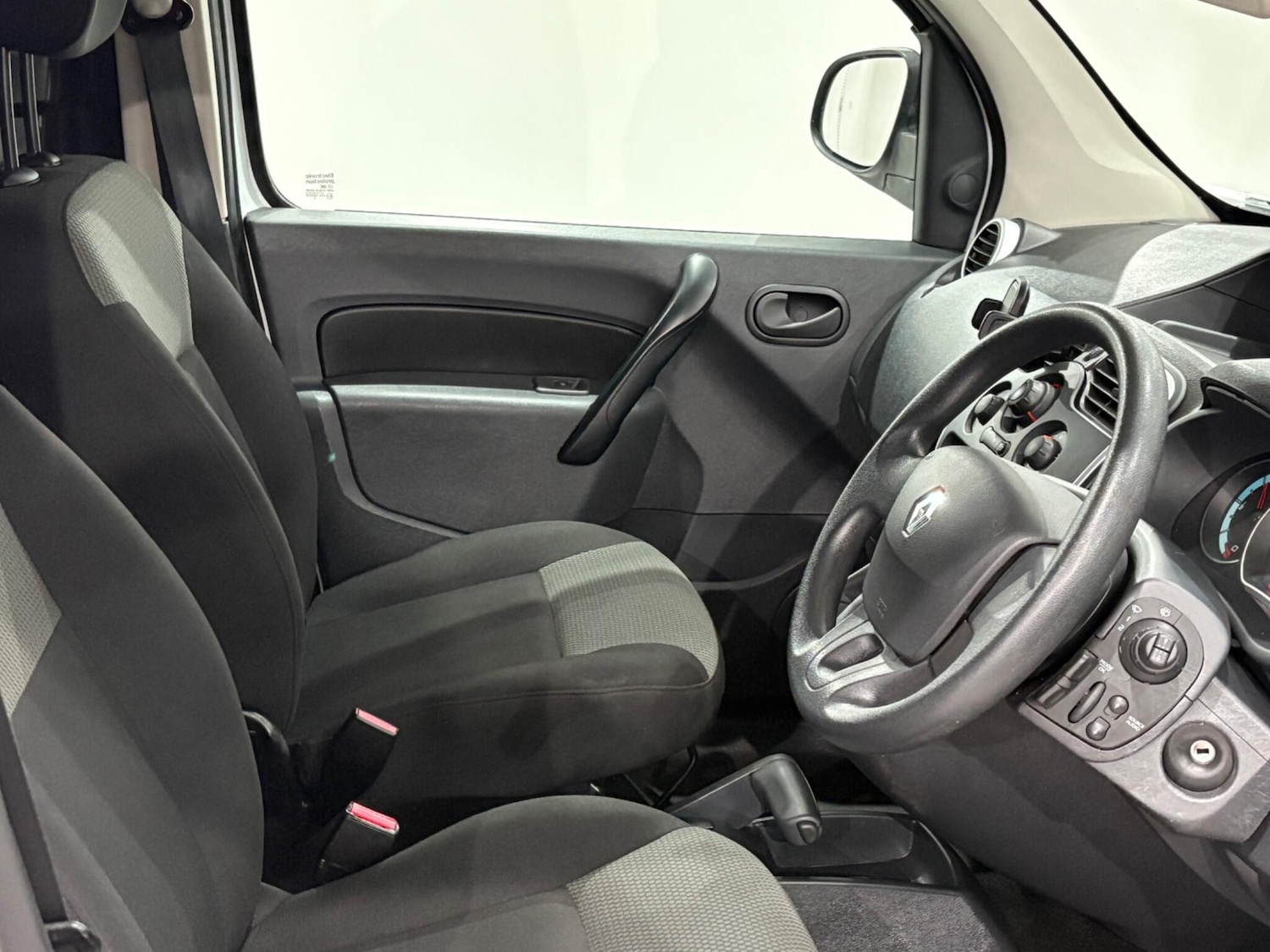 Used Renault Kangoo 2019 for sale - 76824968: Photo 19