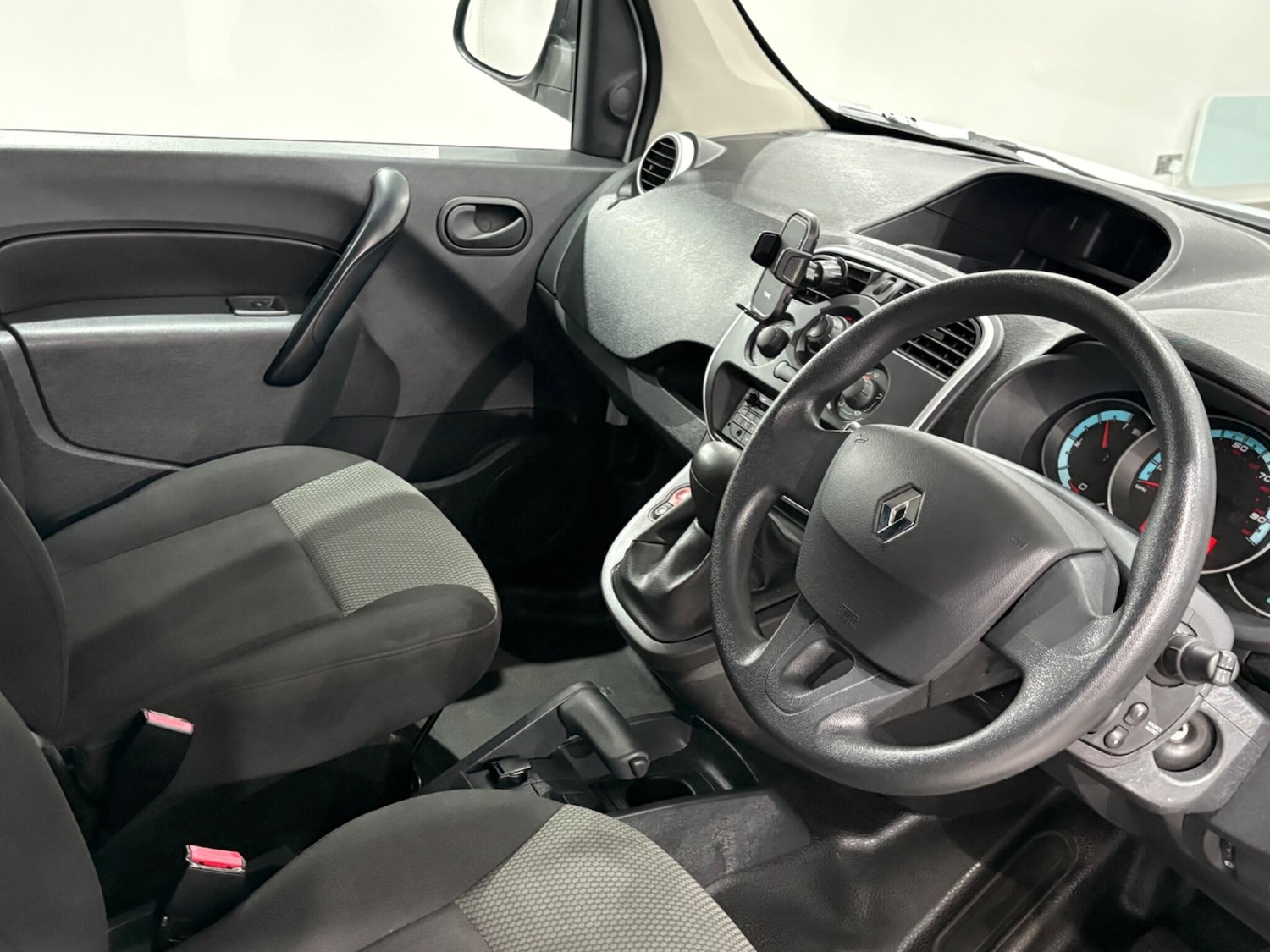 Used Renault Kangoo 2019 for sale - 76824968: Photo 22