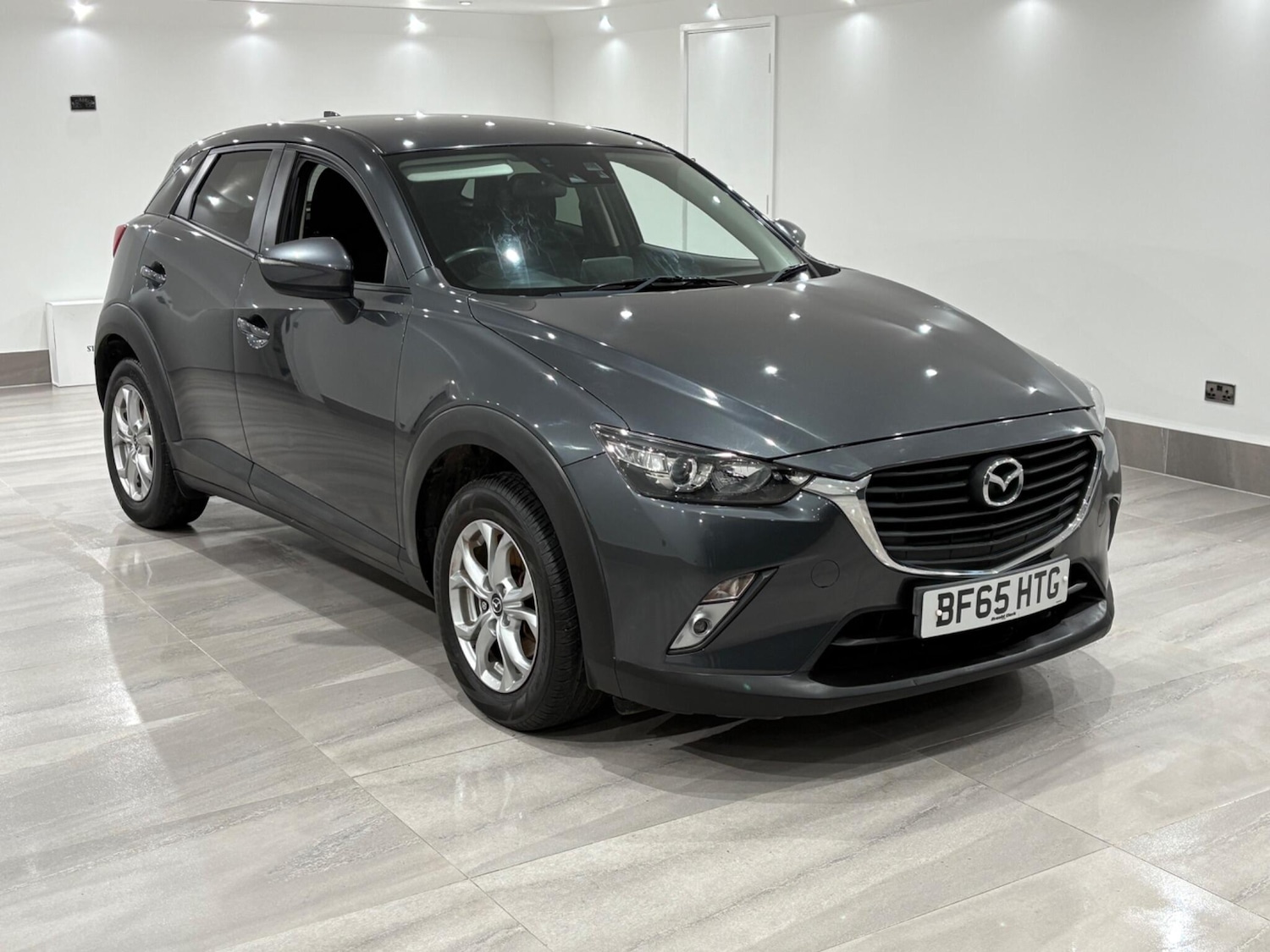 Used Mazda CX-3 2015 for sale - 76849820: Photo 1