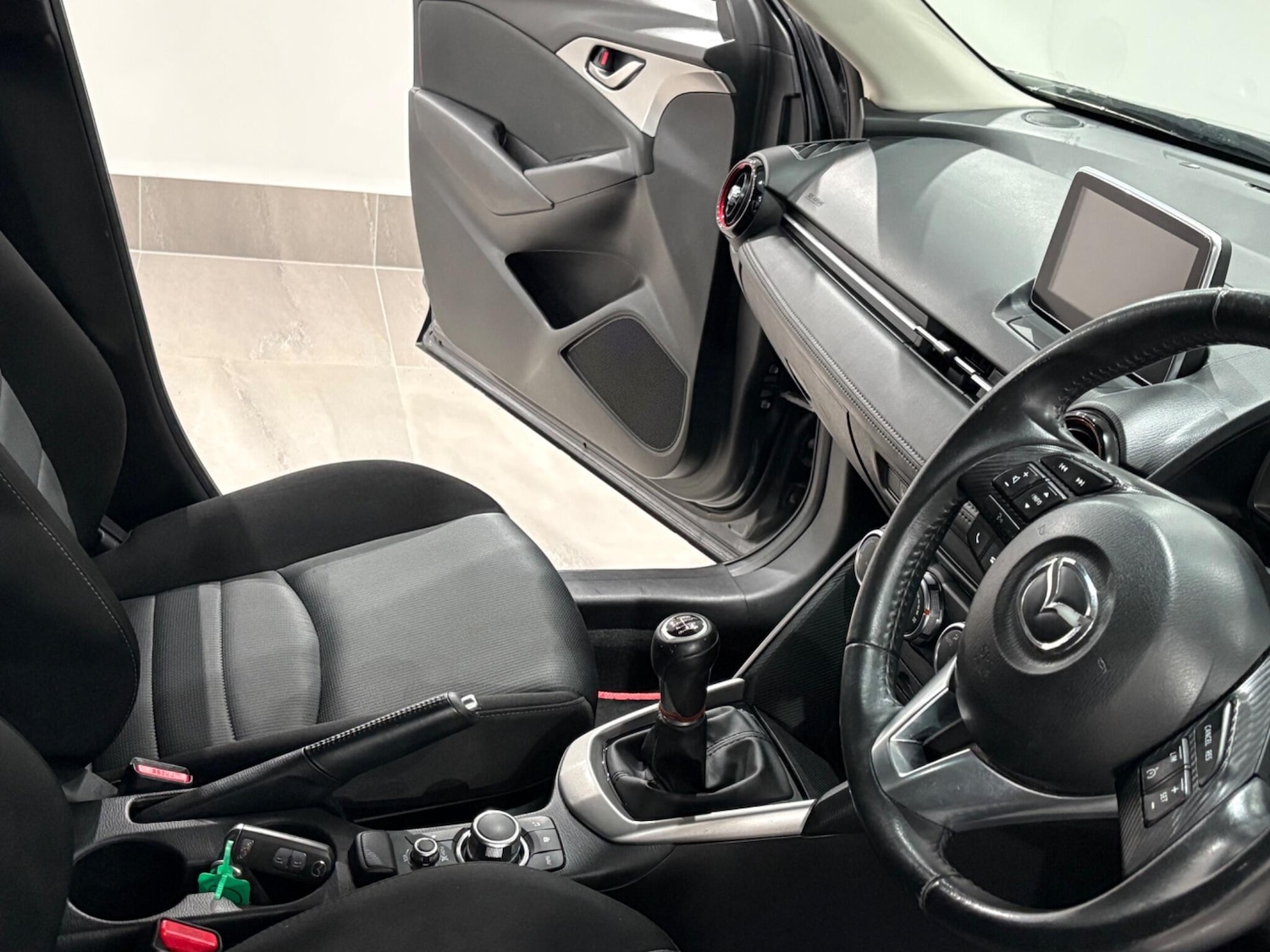 Used Mazda CX-3 2015 for sale - 76849820: Photo 11