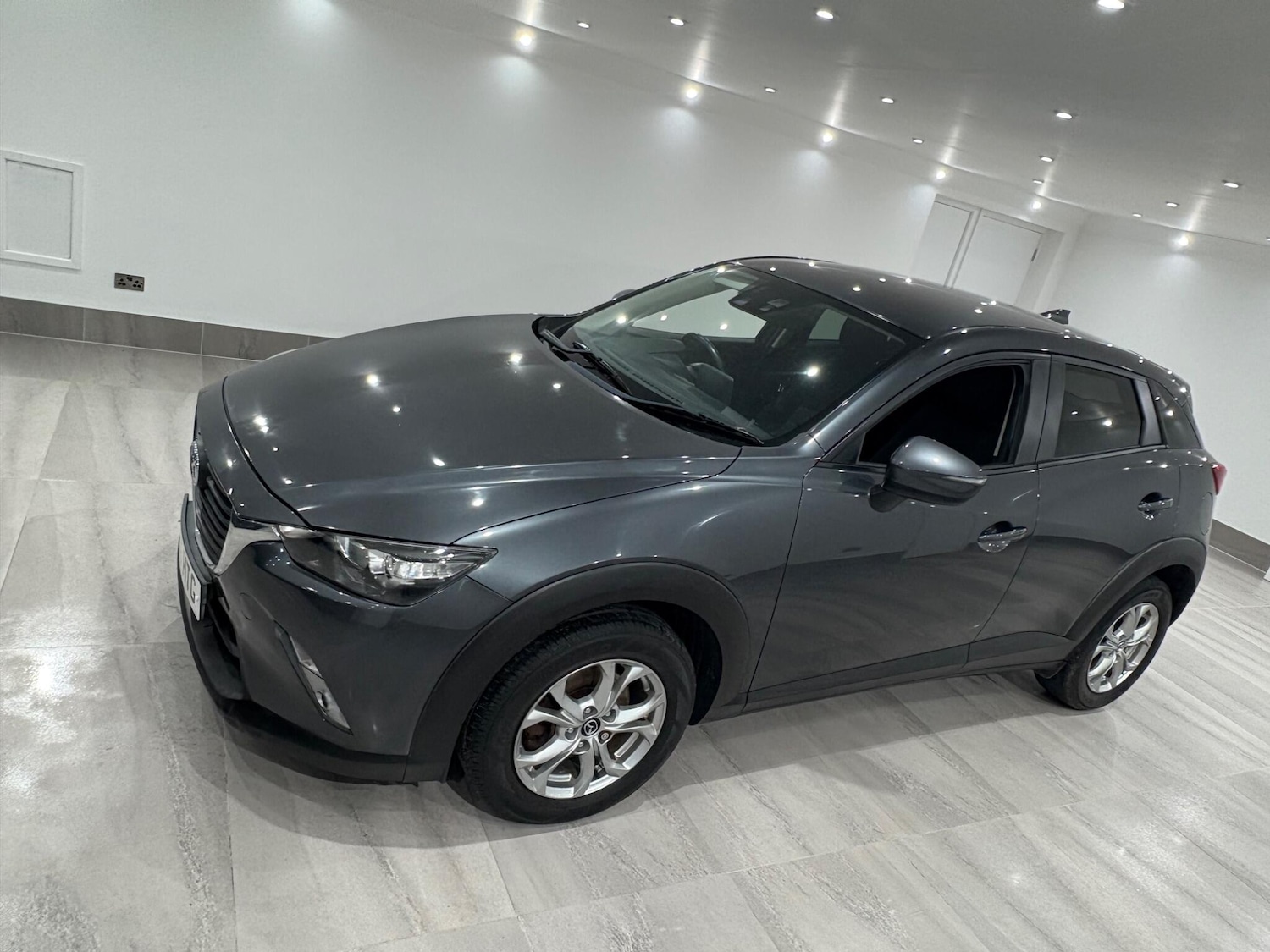 Used Mazda CX-3 2015 for sale - 76849820: Photo 2