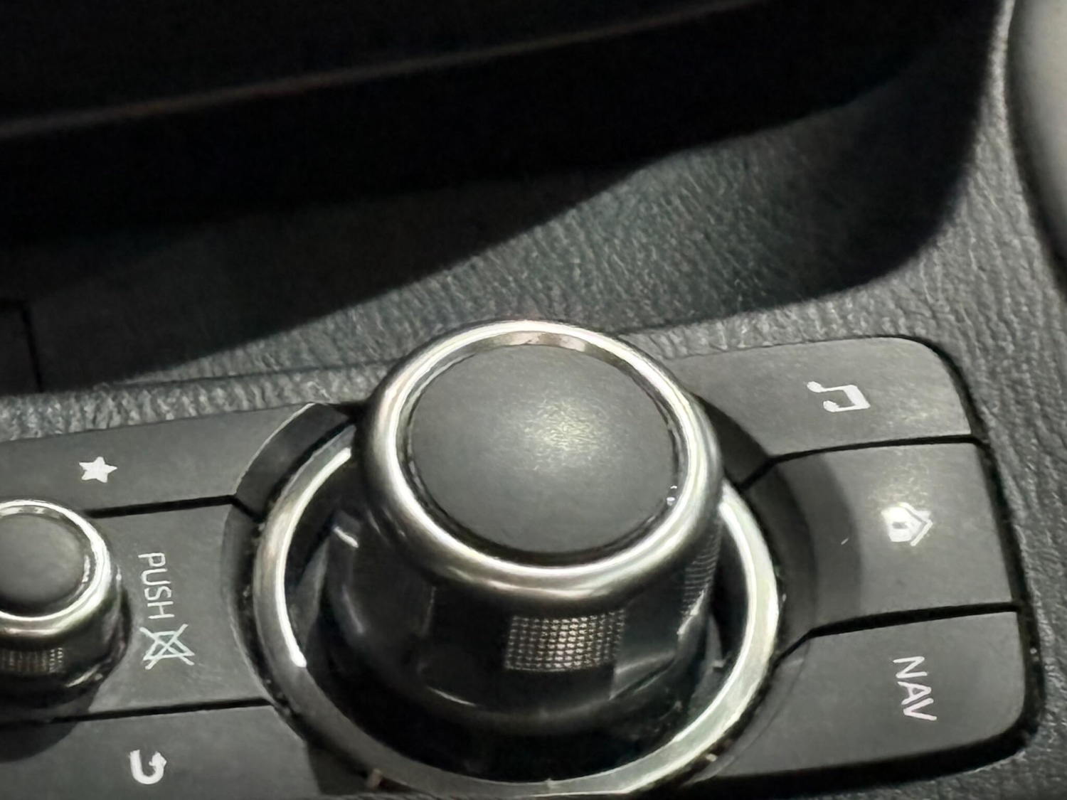 Used Mazda CX-3 2015 for sale - 76849820: Photo 35