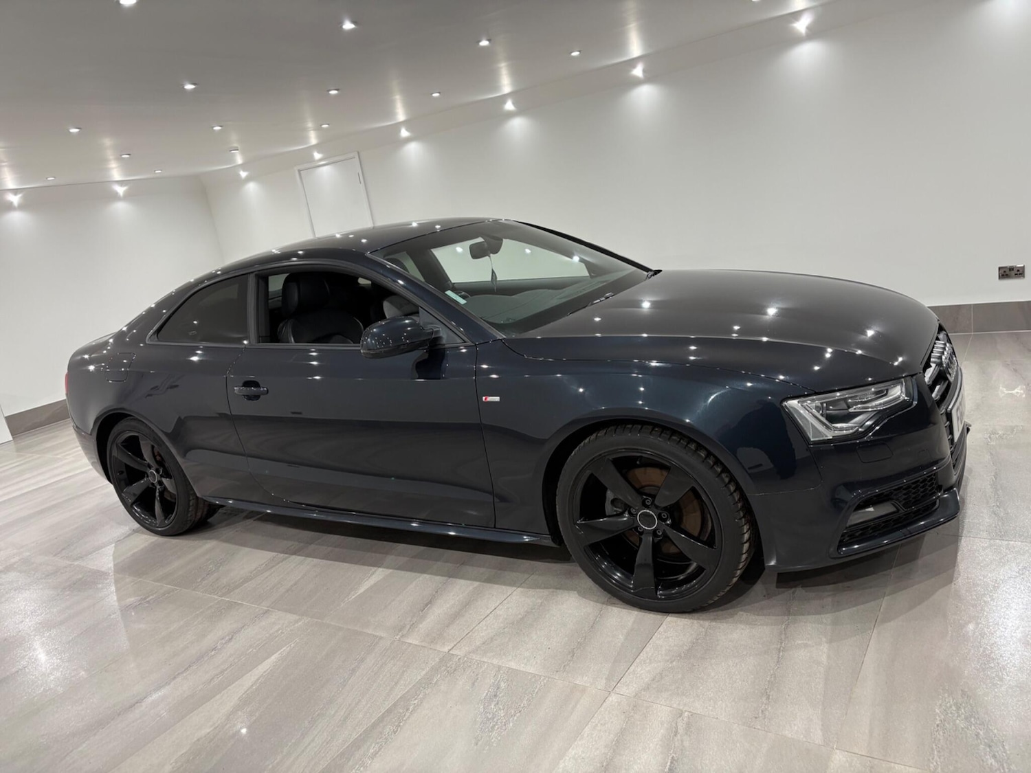 Used Audi A5 2013 for sale - 76823983: Photo 2