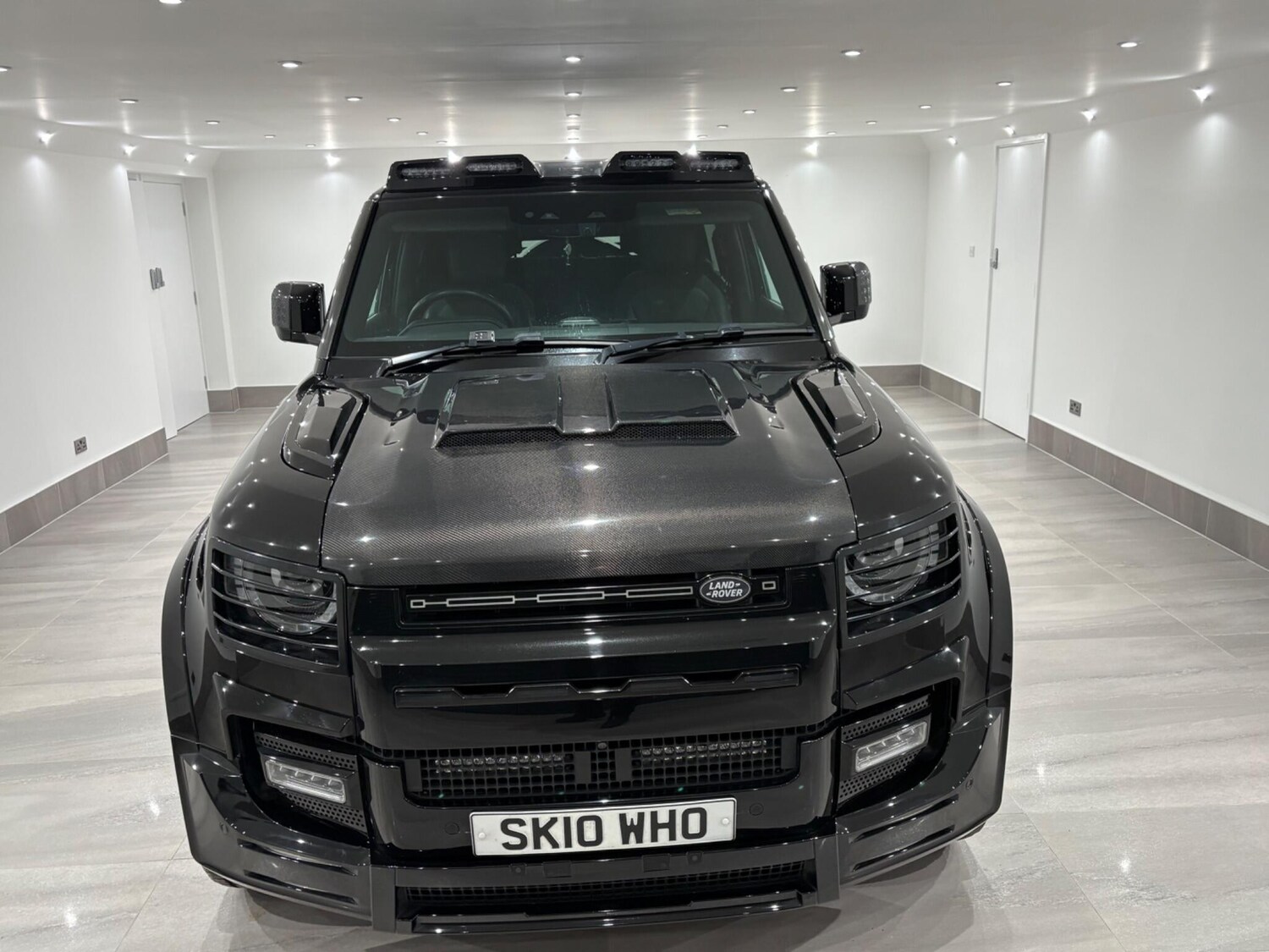 Used Land Rover Defender 2023 for sale - 76825061: Photo 16