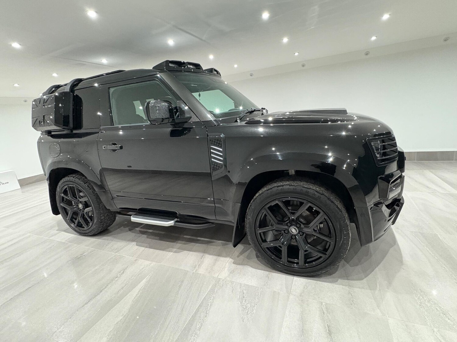 Used Land Rover Defender 2023 for sale - 76825061: Photo 19