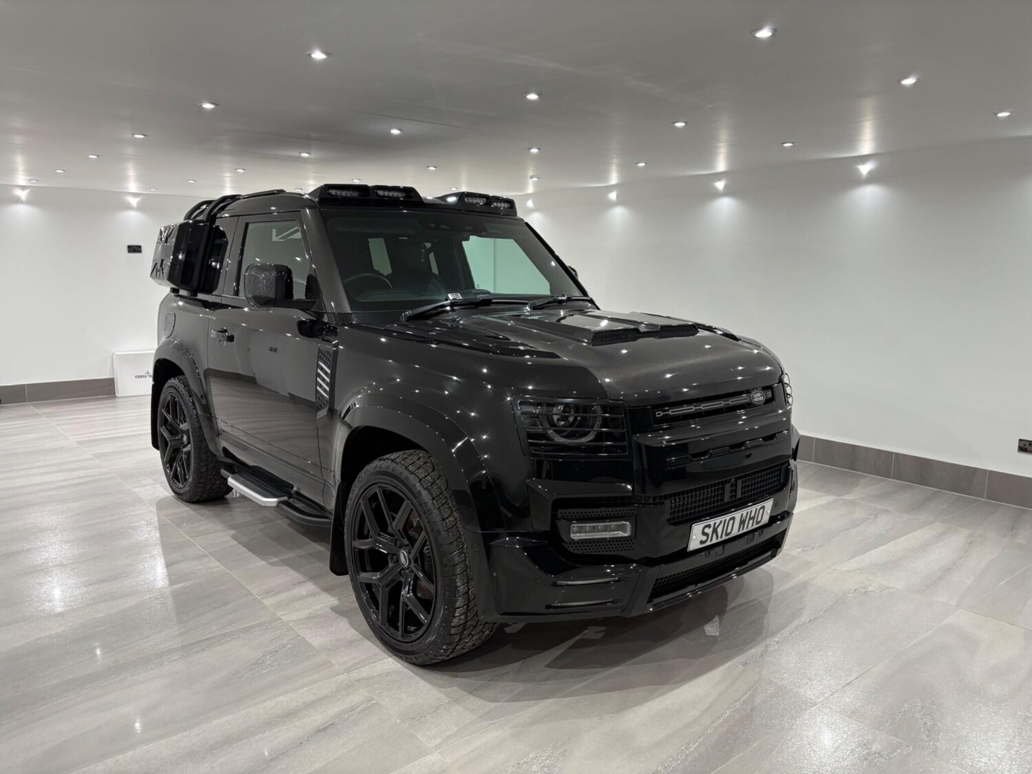 Used Land Rover Defender 2023 for sale - 76825061: Photo 22