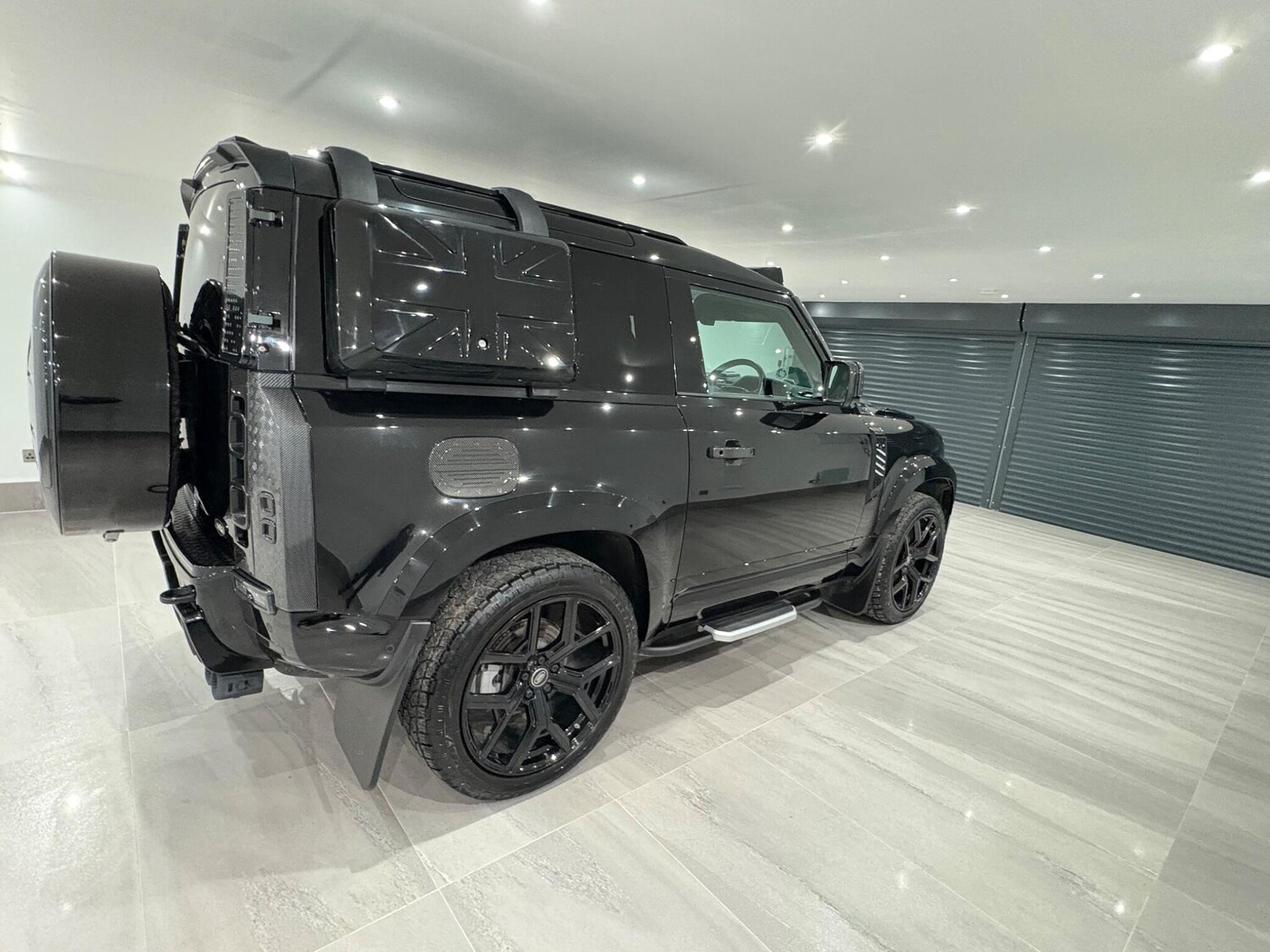 Used Land Rover Defender 2023 for sale - 76825061: Photo 30