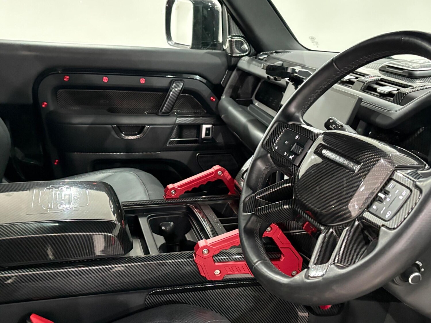 Used Land Rover Defender 2023 for sale - 76825061: Photo 35