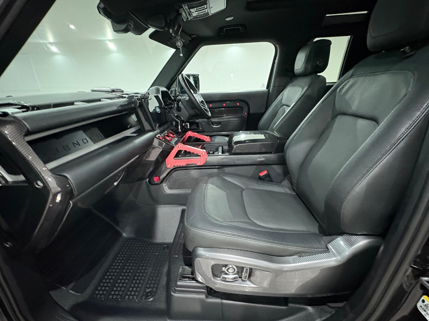 Used Land Rover Defender 2023 for sale - 76825061: Photo 45