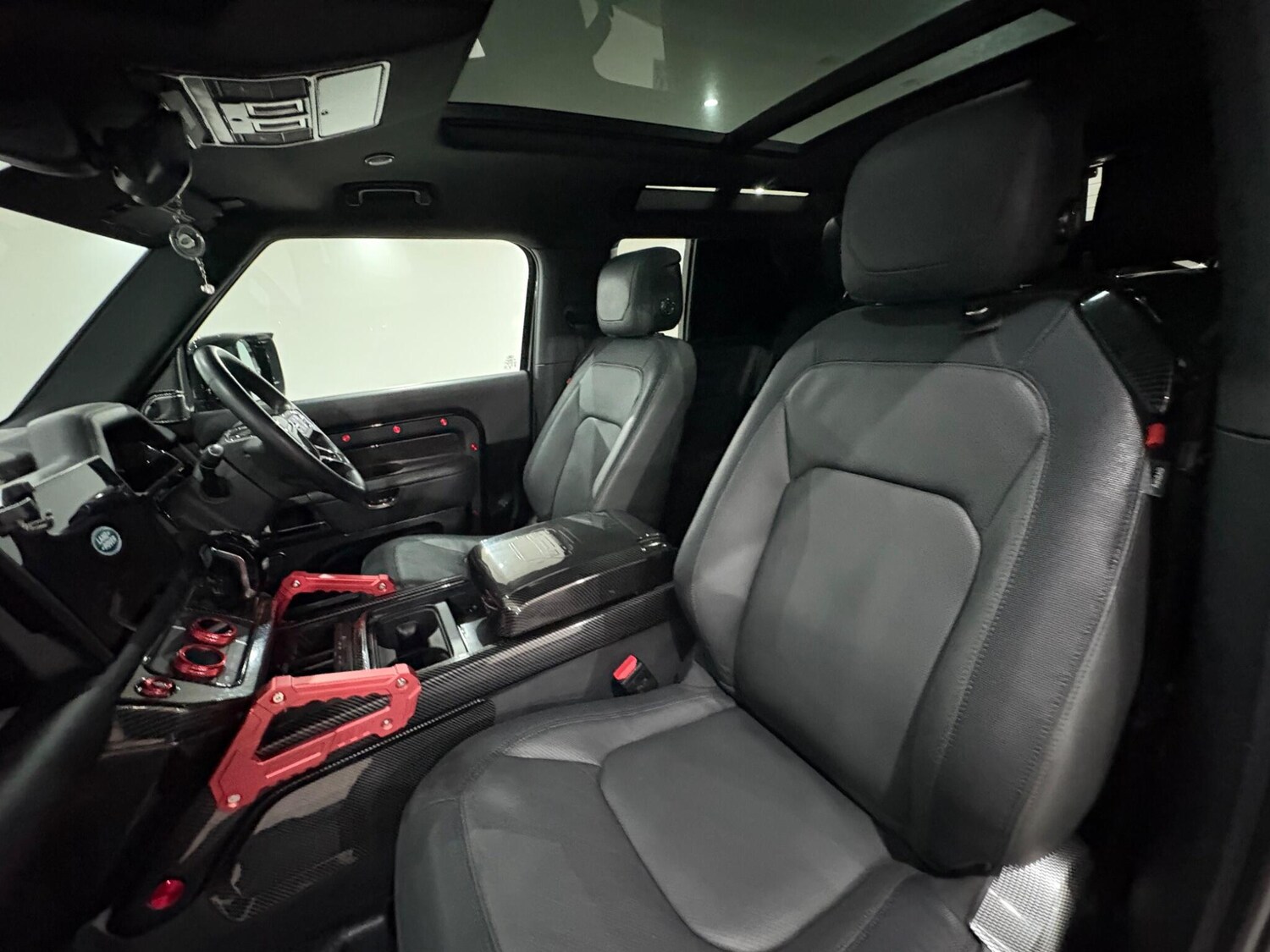 Used Land Rover Defender 2023 for sale - 76825061: Photo 46