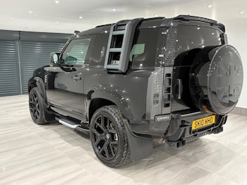 Used Land Rover Defender 2023 for sale - 76825061: Photo