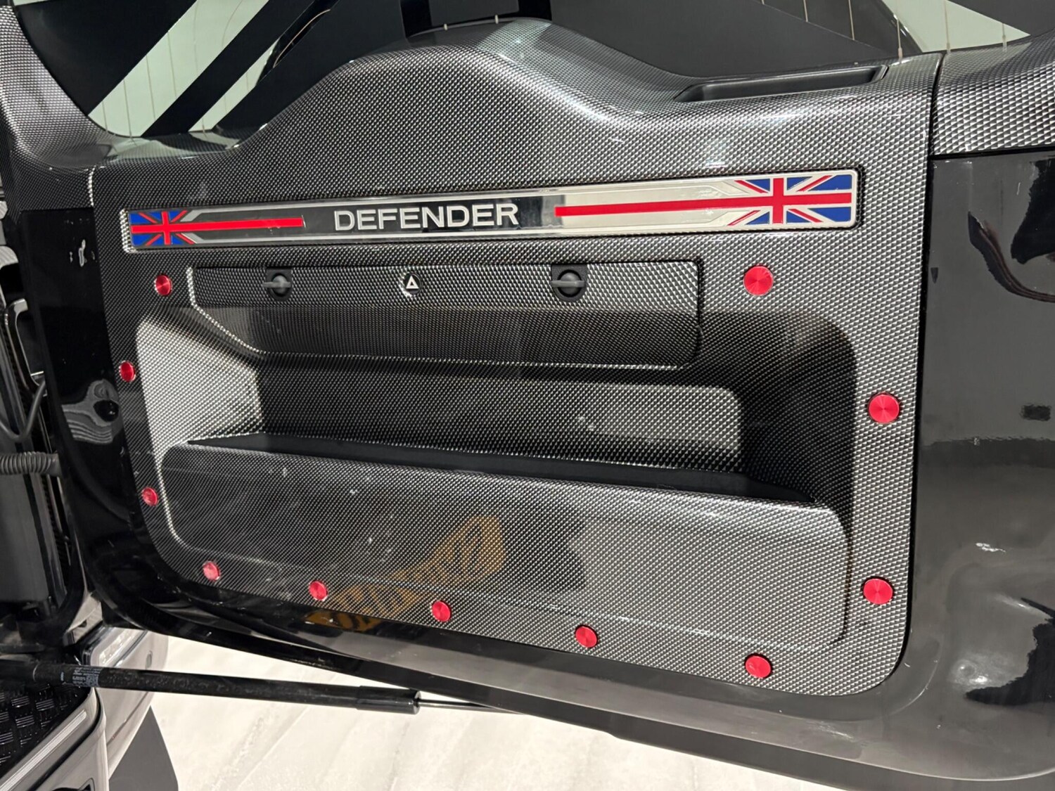 Used Land Rover Defender 2023 for sale - 76825061: Photo 54