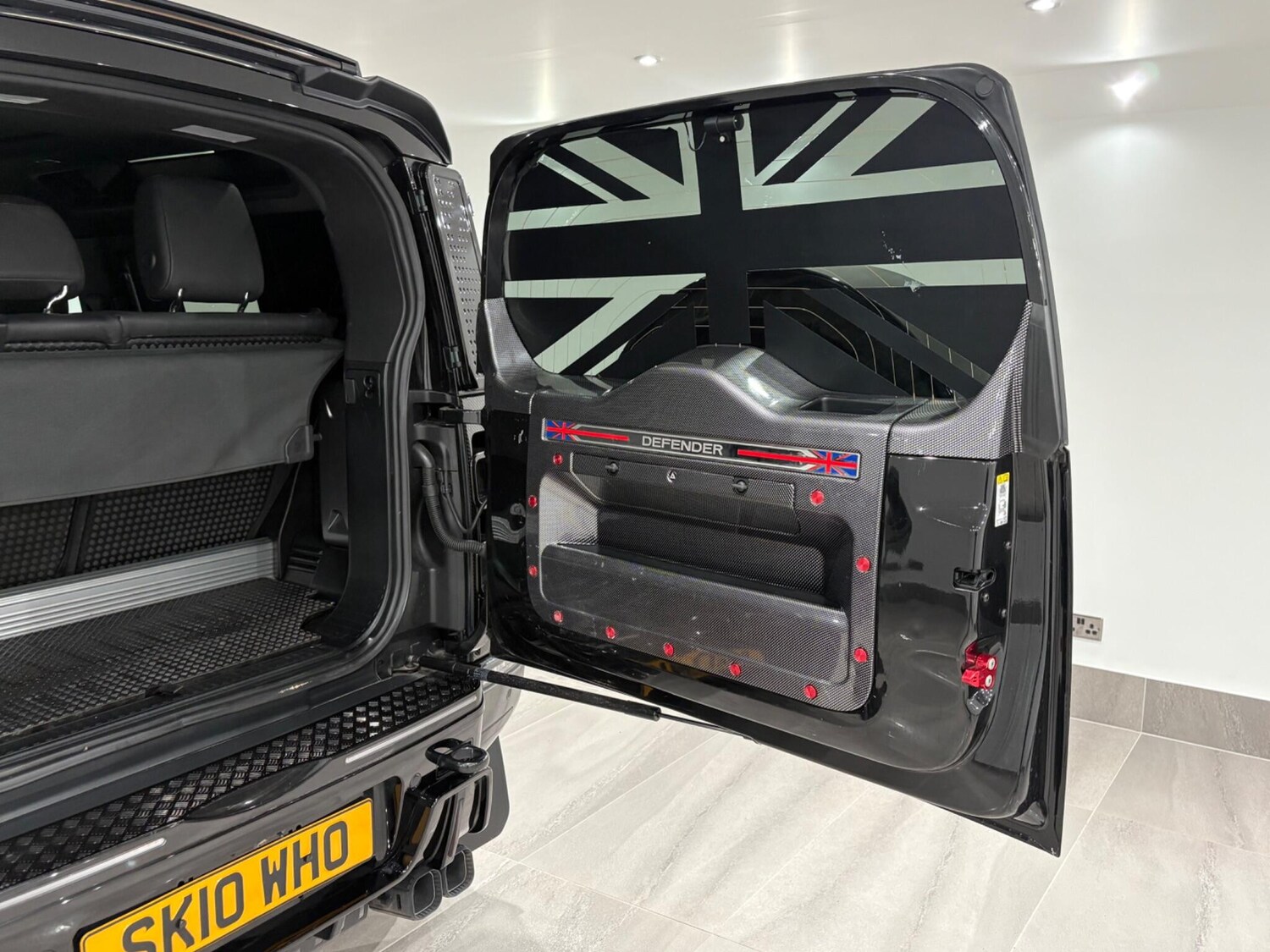 Used Land Rover Defender 2023 for sale - 76825061: Photo 55