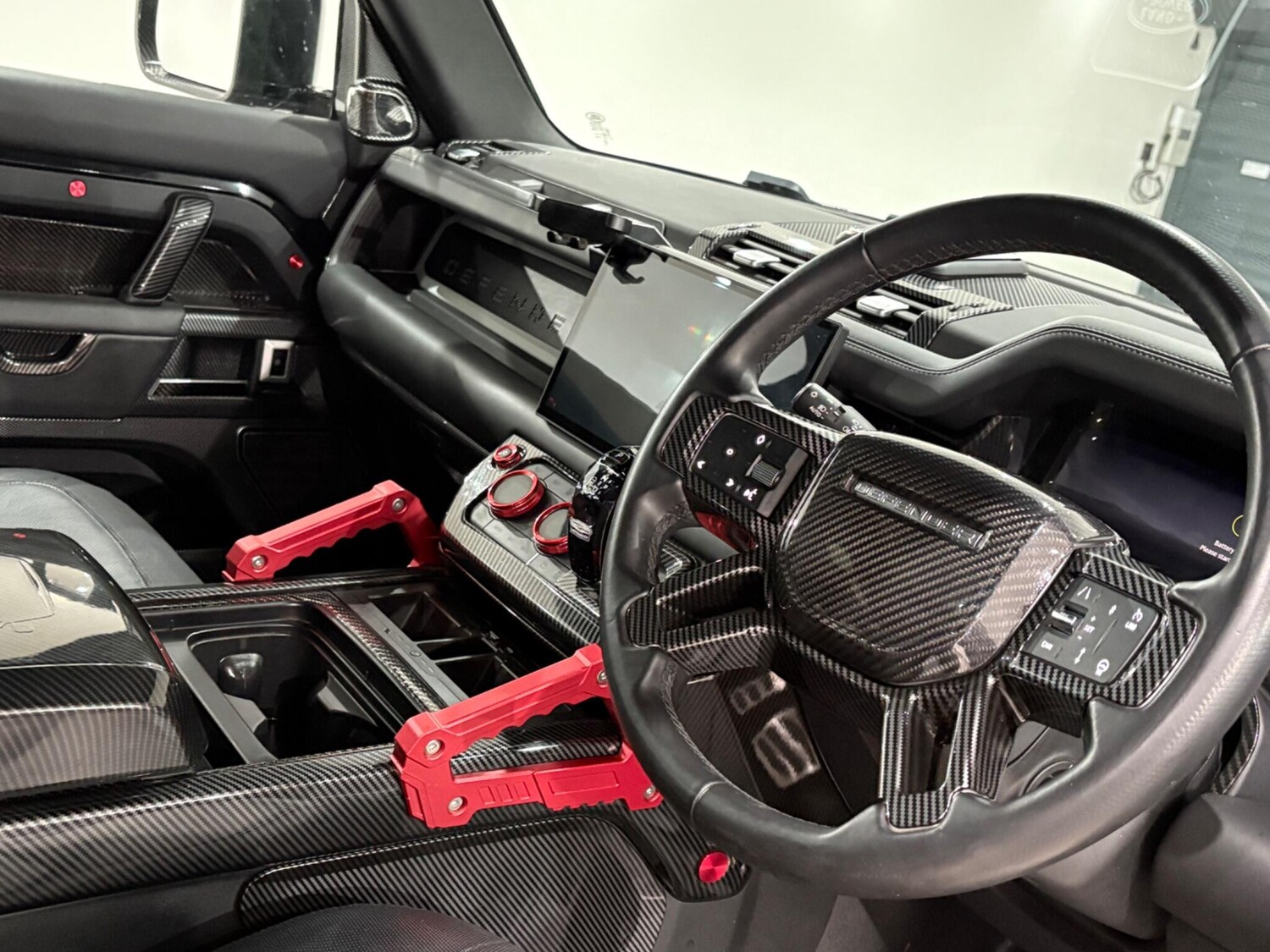 Used Land Rover Defender 2023 for sale - 76825061: Photo 60