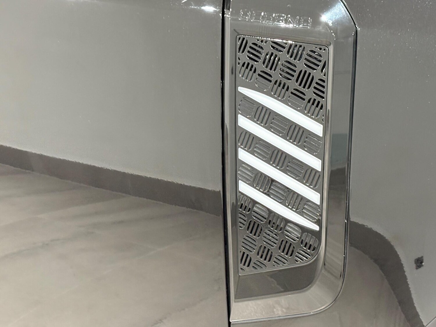 Used Land Rover Defender 2023 for sale - 76825061: Photo 63