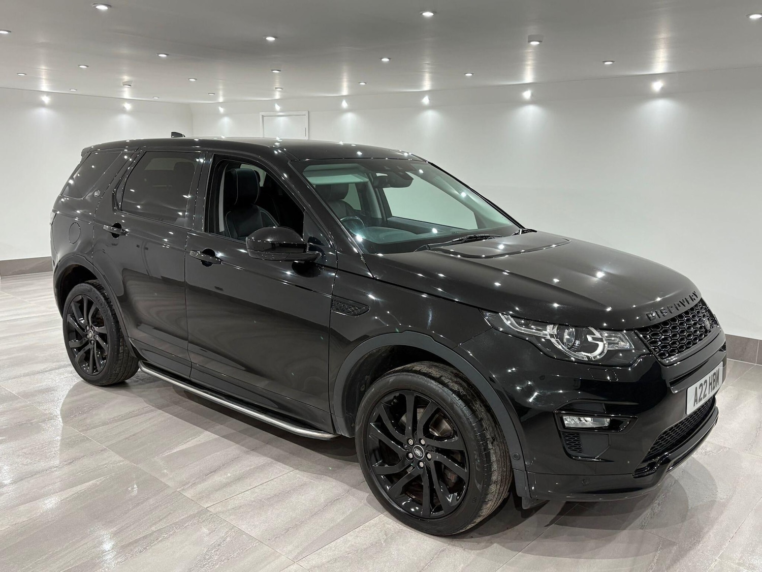 Used Land Rover Discovery Sport 2017 for sale - 76823722: Photo 1