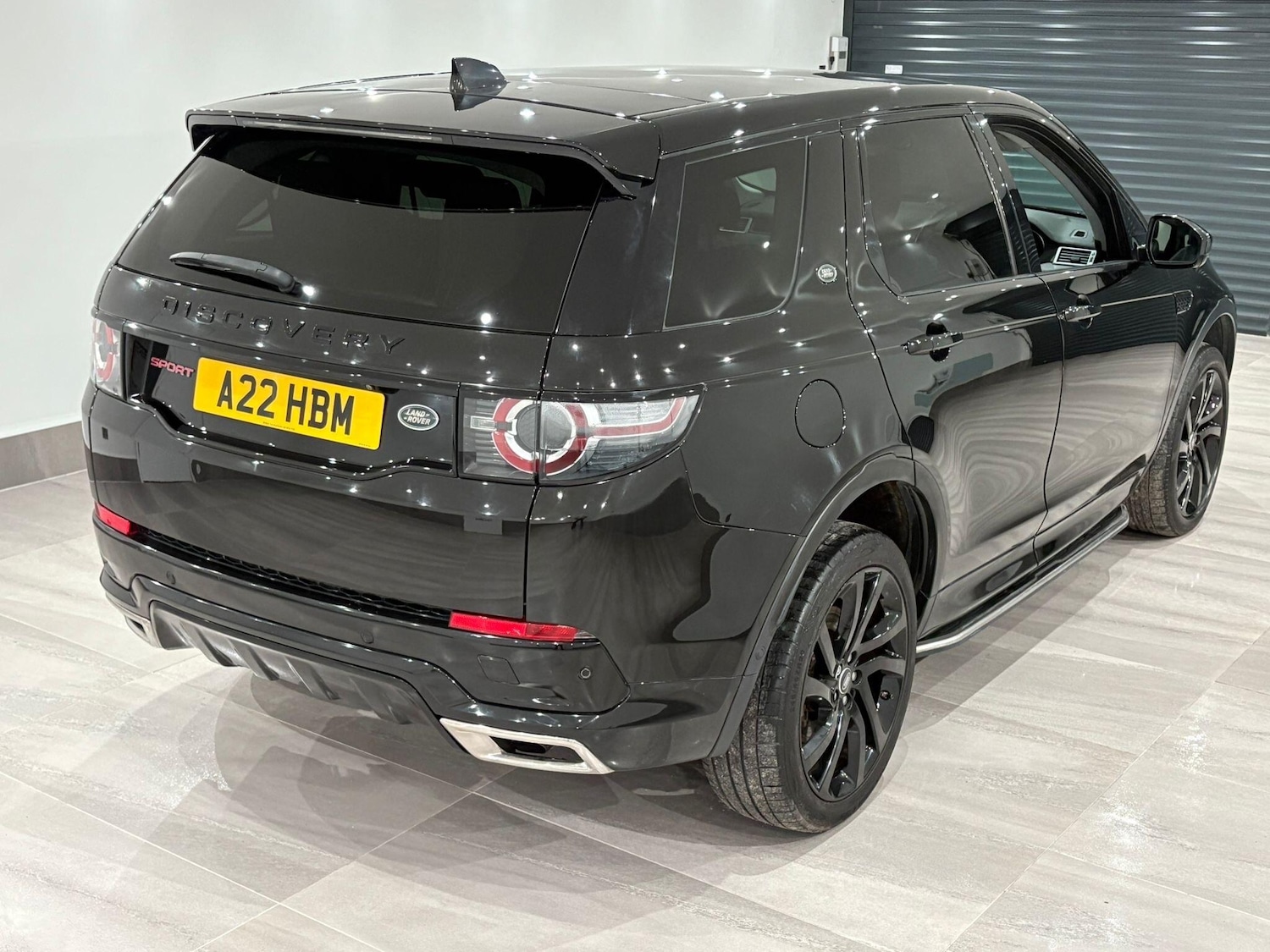 Used Land Rover Discovery Sport 2017 for sale - 76823722: Photo 3