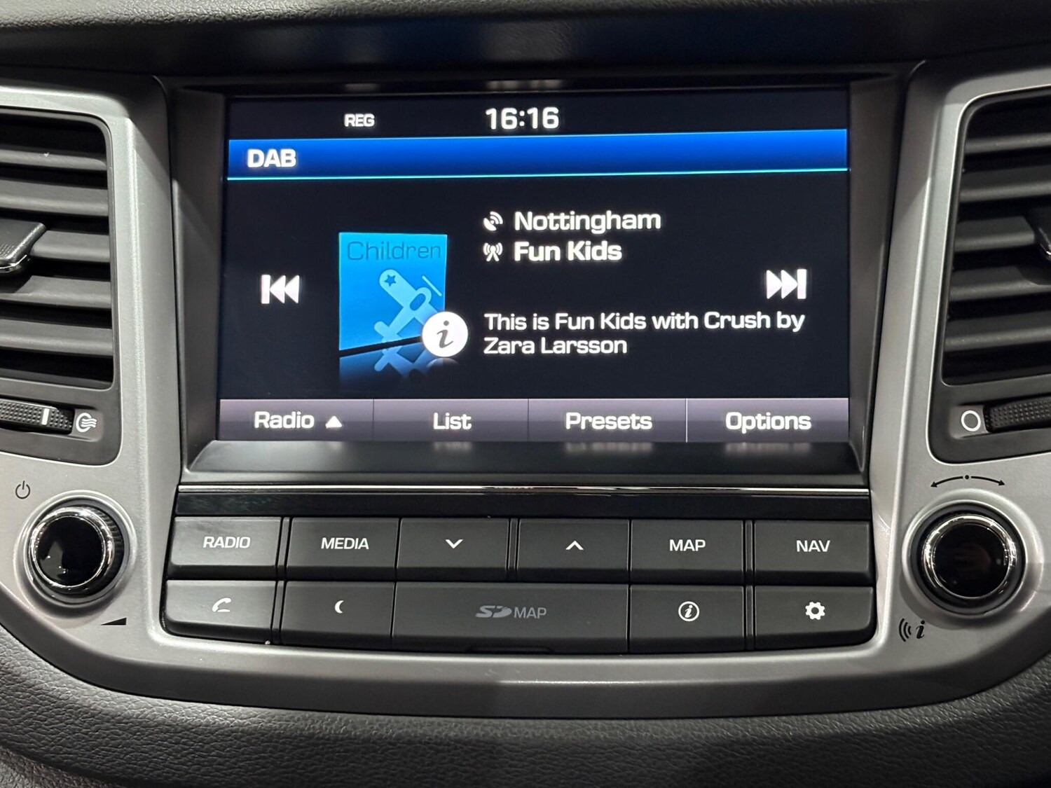 Used Hyundai TUCSON 2017 for sale - 76823428: Photo 10