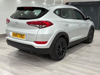 Used Hyundai TUCSON 2017 for sale - 76823428: Photo