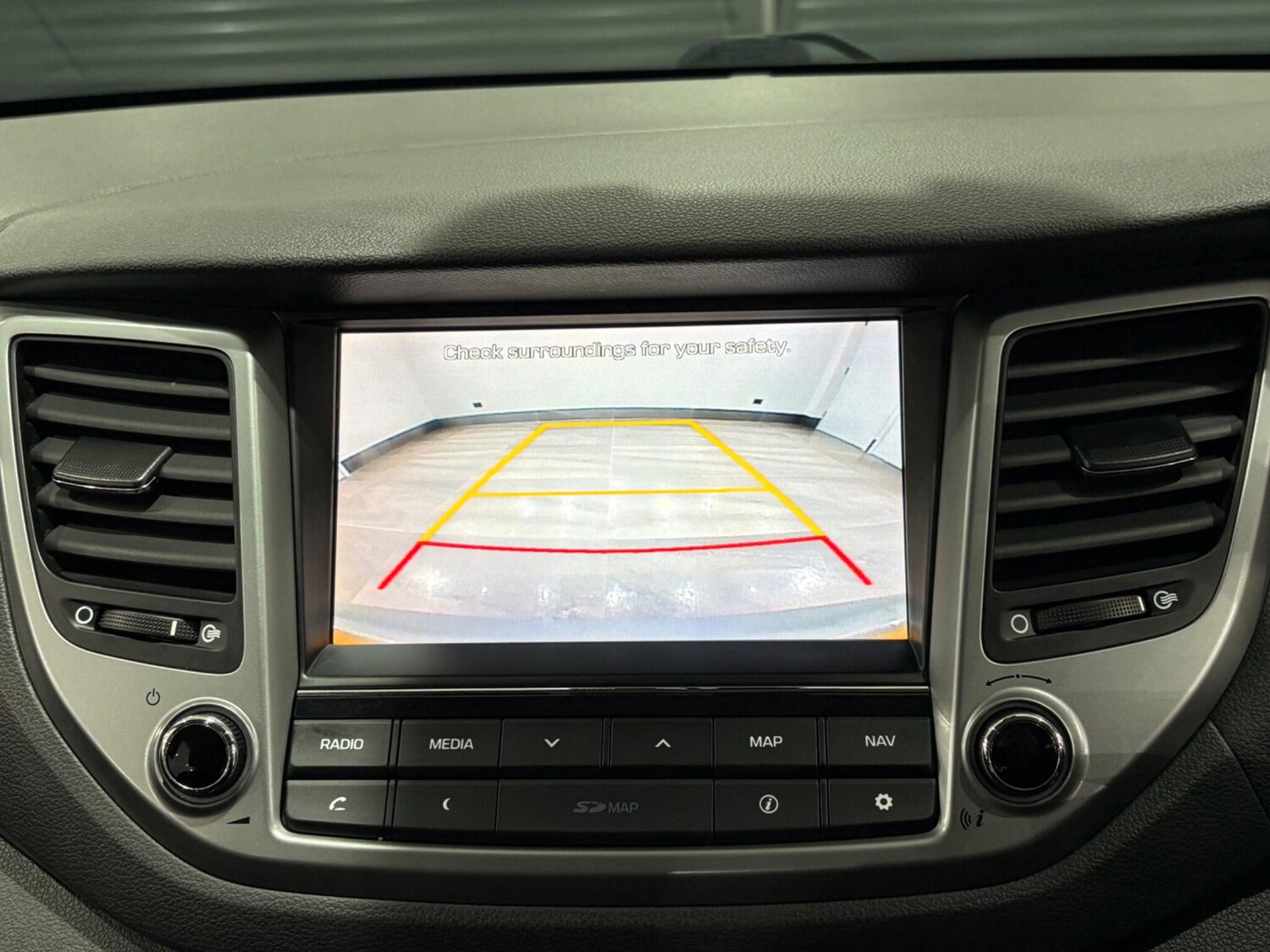 Used Hyundai TUCSON 2017 for sale - 76823428: Photo 8