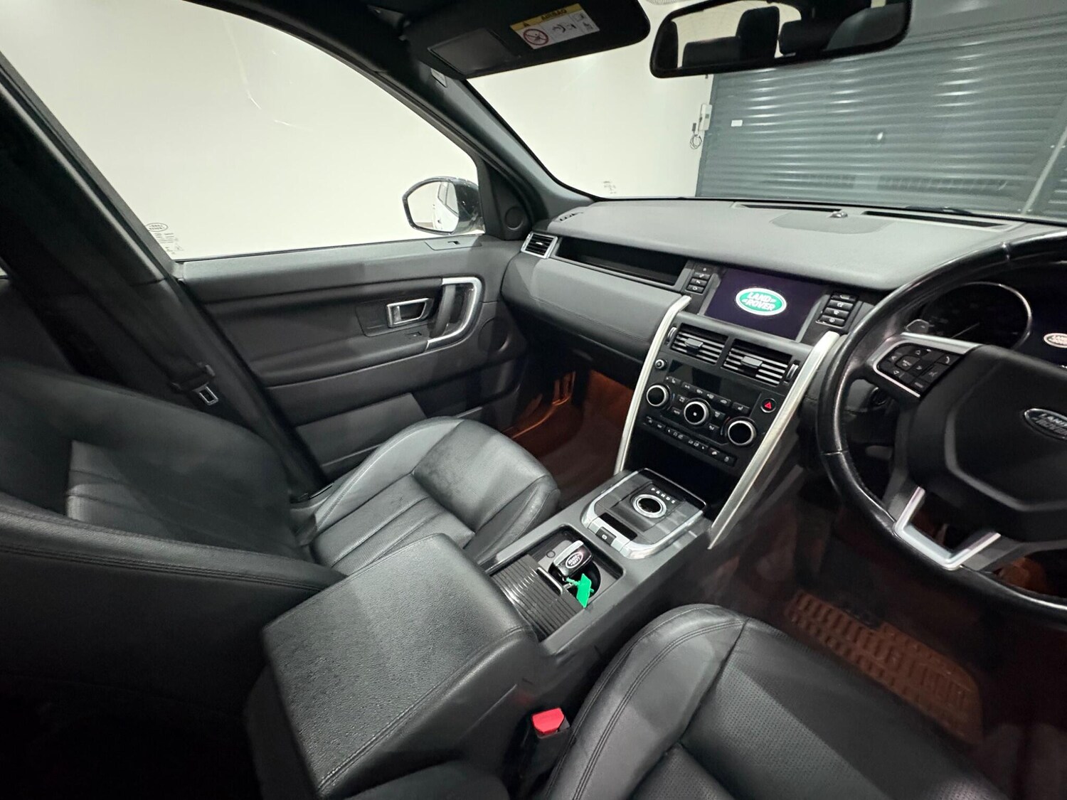 Used Land Rover Discovery Sport 2016 for sale - 76824928: Photo 22