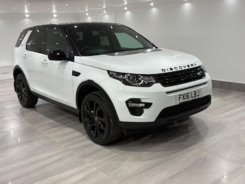 Used Land Rover Discovery Sport 2016 for sale - 76824928: Photo