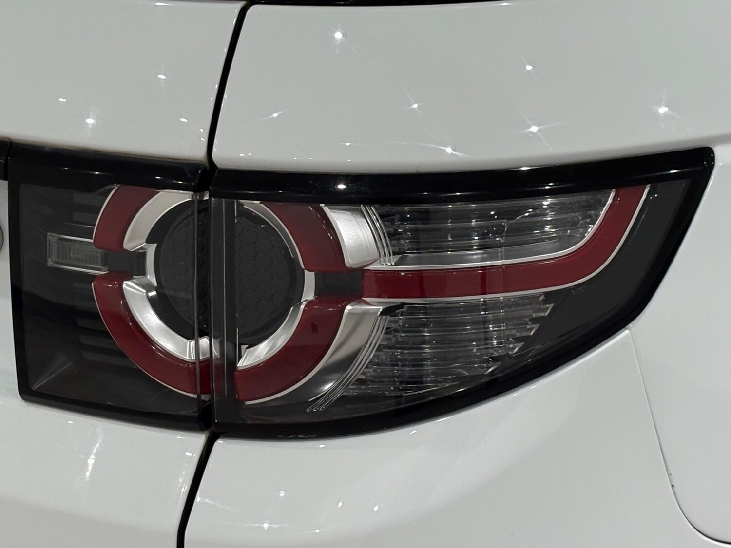 Used Land Rover Discovery Sport 2016 for sale - 76824928: Photo 31