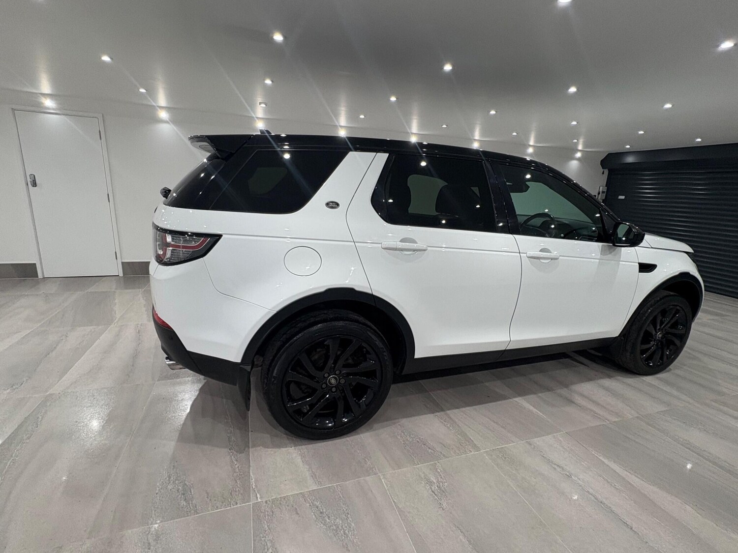 Used Land Rover Discovery Sport 2016 for sale - 76824928: Photo 43