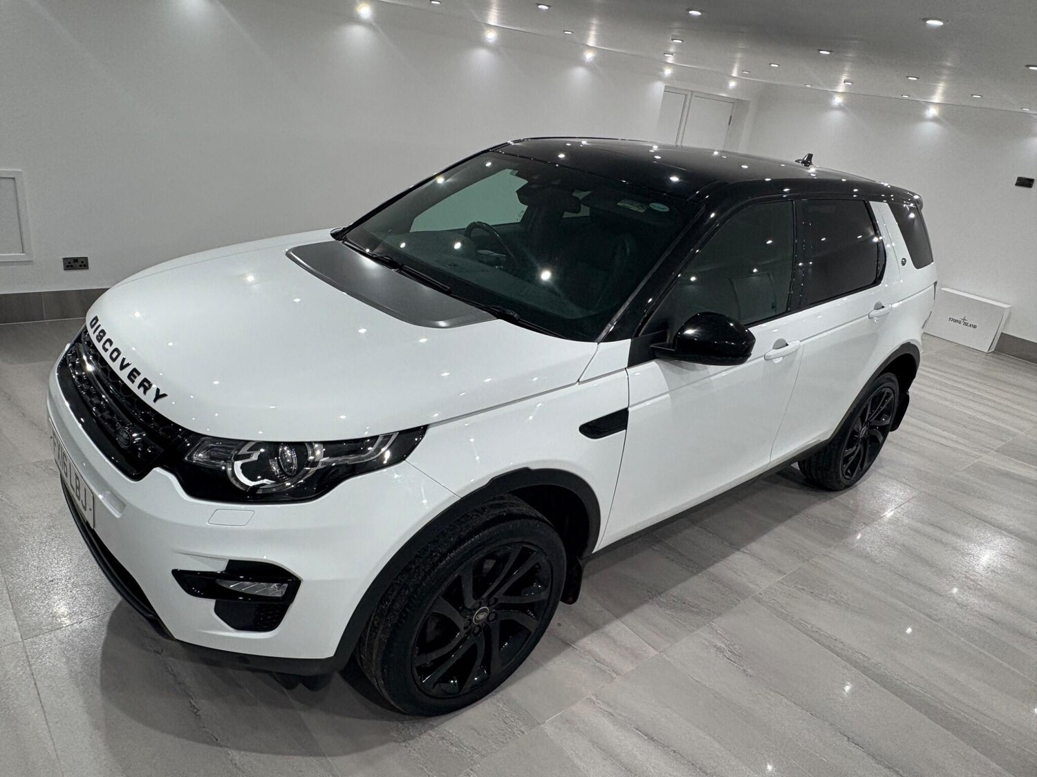 Used Land Rover Discovery Sport 2016 for sale - 76824928: Photo 47