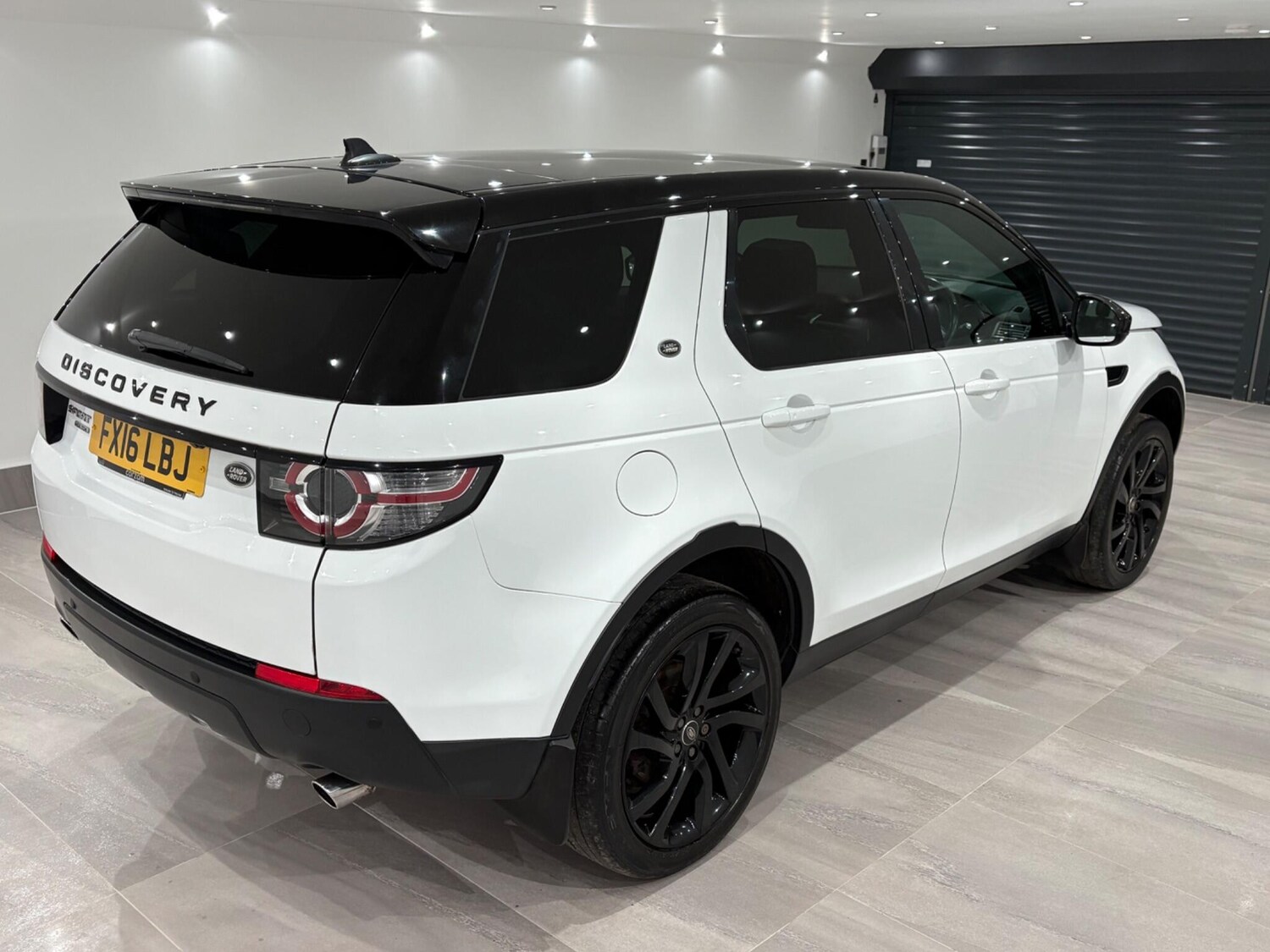 Used Land Rover Discovery Sport 2016 for sale - 76824928: Photo 7