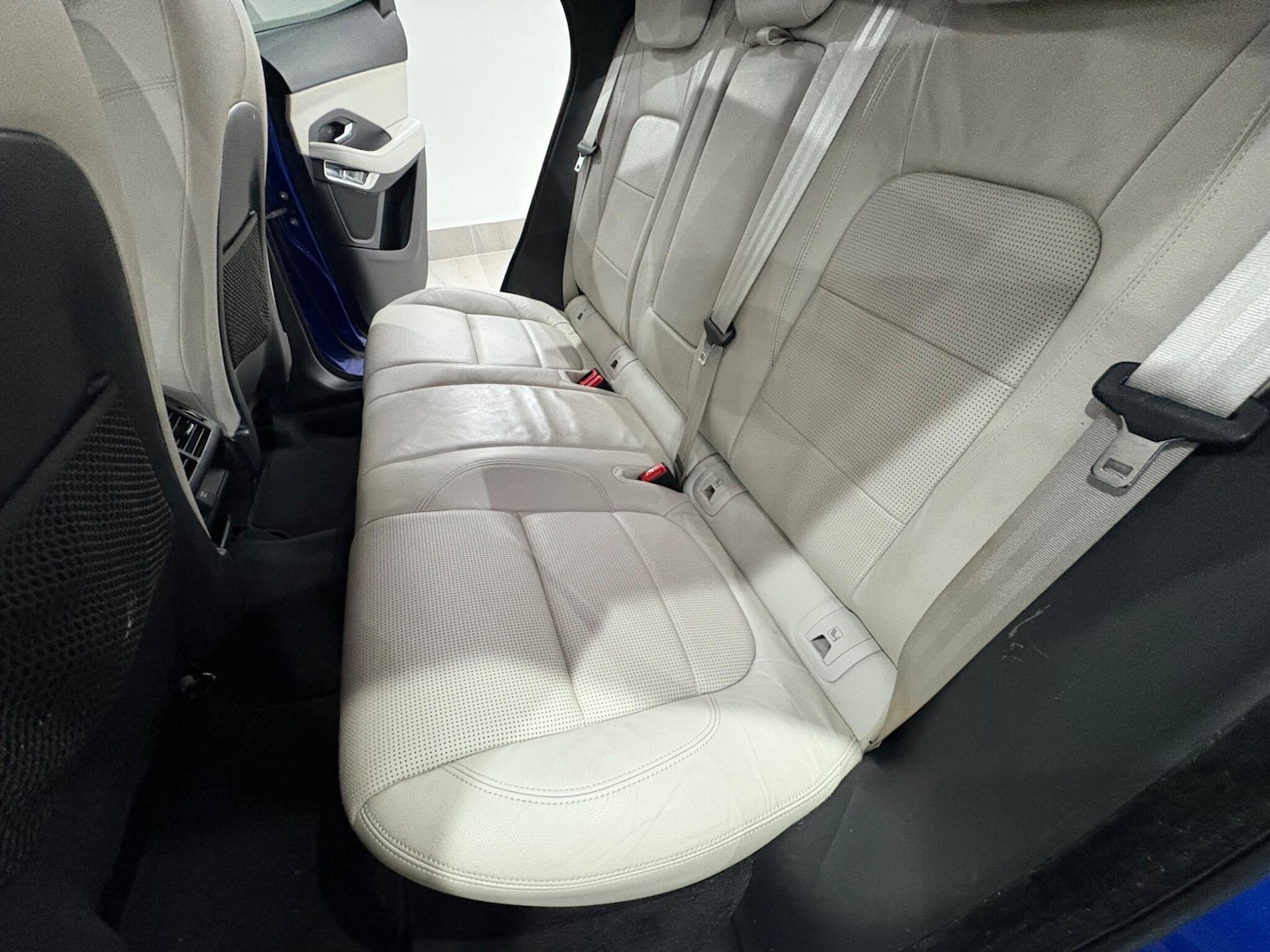 Used Jaguar E-Pace 2018 for sale - 76866029: Photo 23