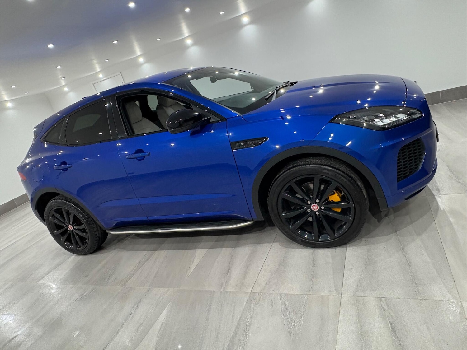 Used Jaguar E-Pace 2018 for sale - 76866029: Photo 24