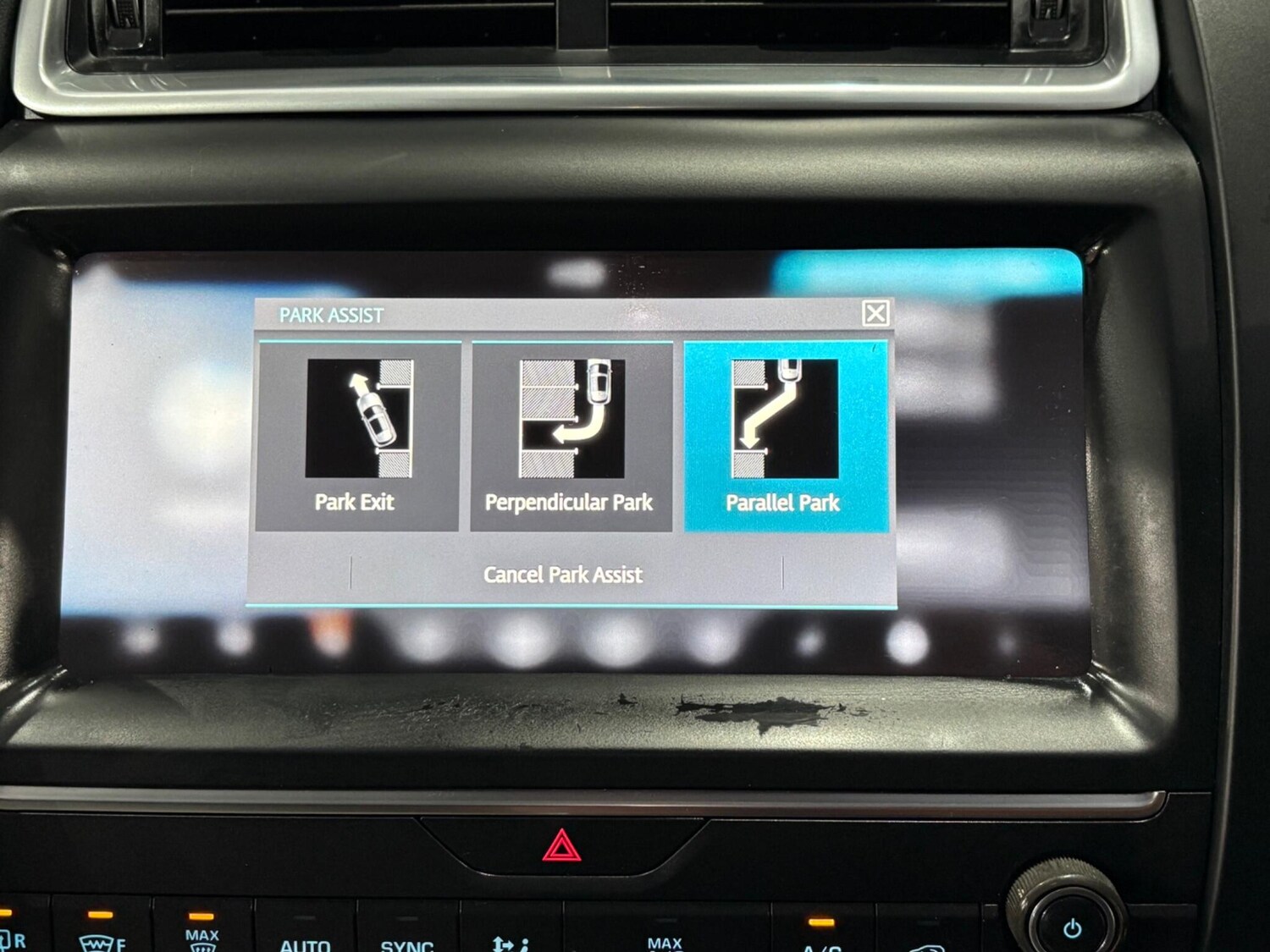 Used Jaguar E-Pace 2018 for sale - 76866029: Photo 34