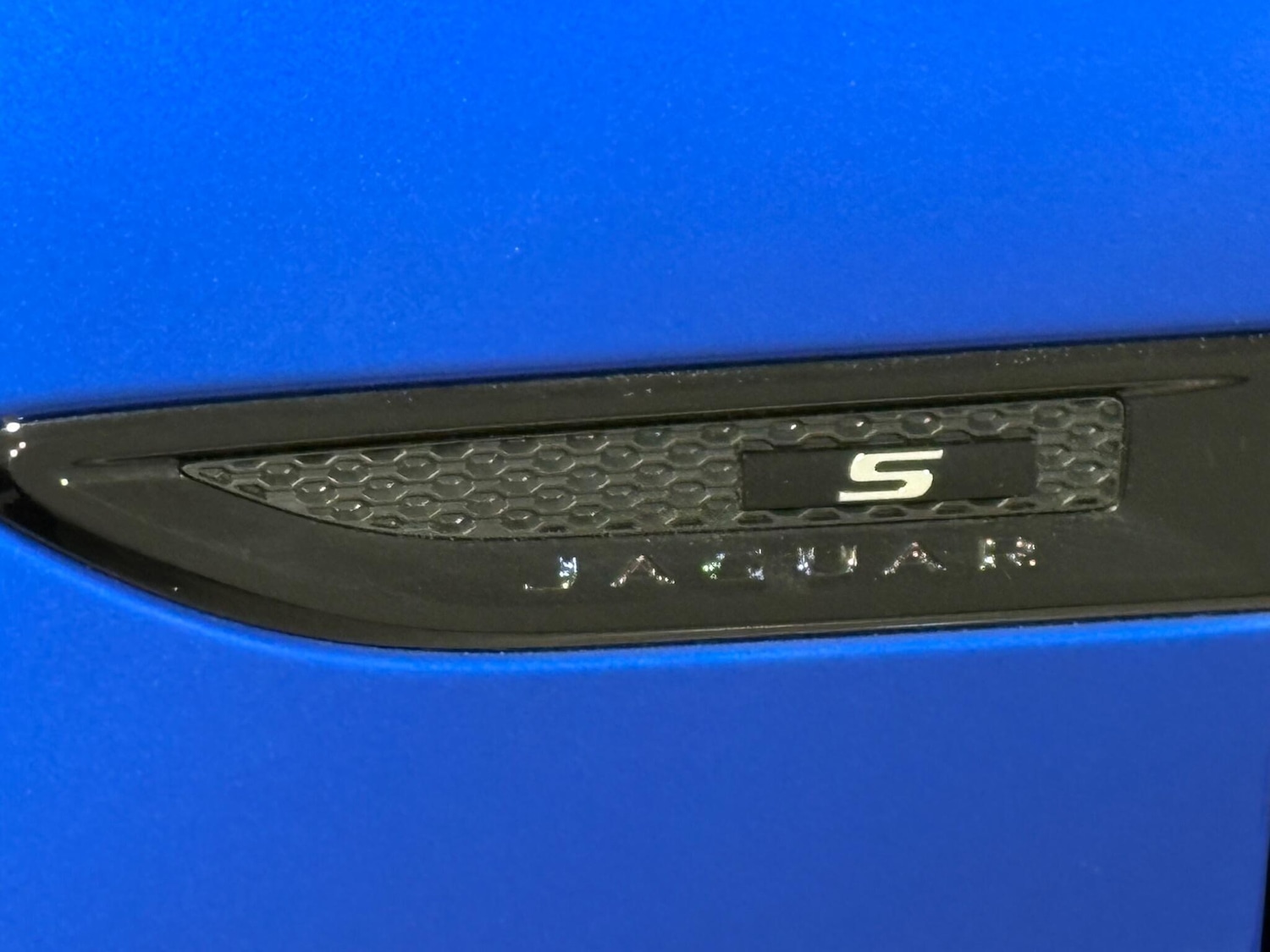 Used Jaguar E-Pace 2018 for sale - 76866029: Photo 38