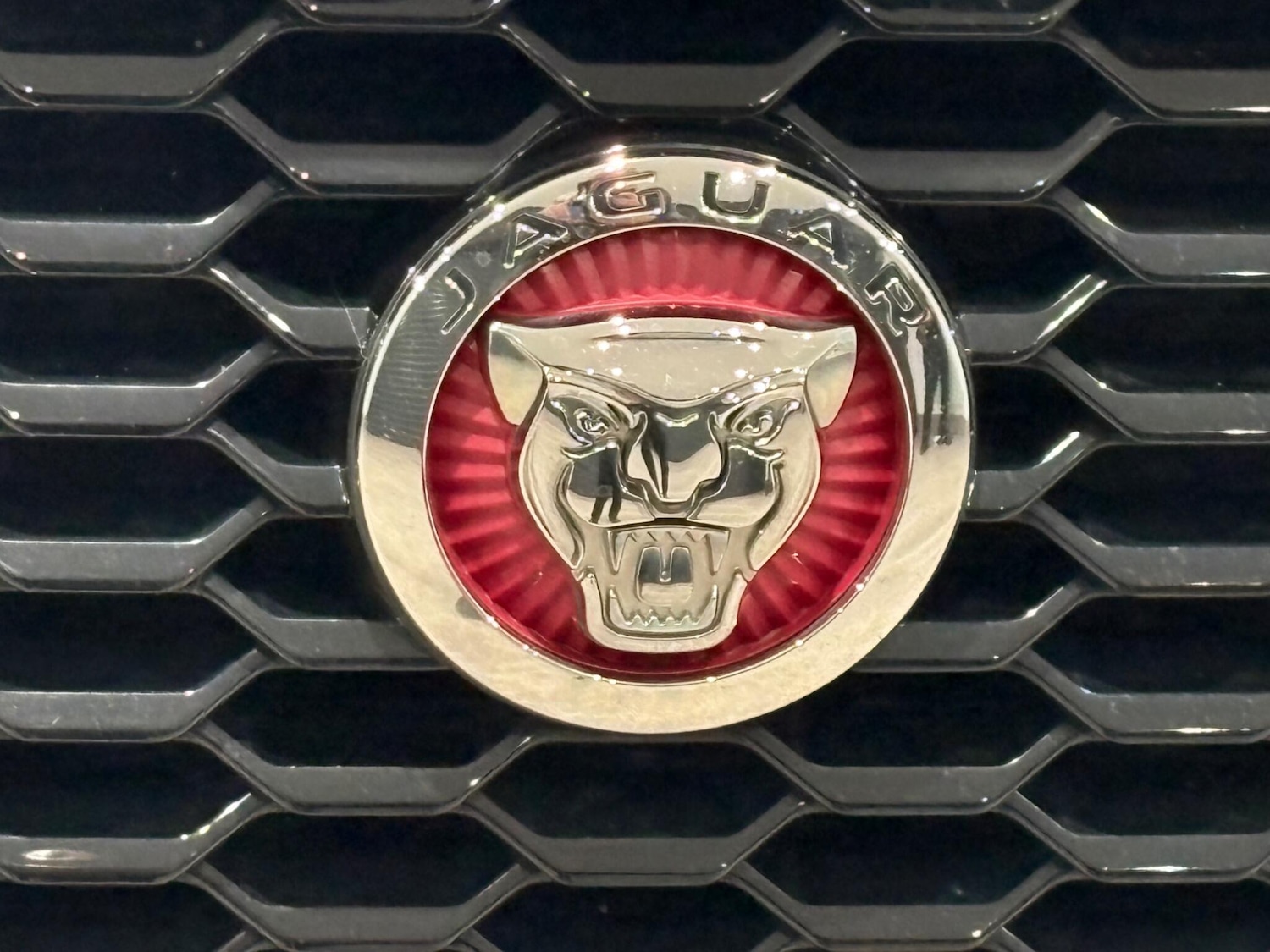 Used Jaguar E-Pace 2018 for sale - 76866029: Photo 49