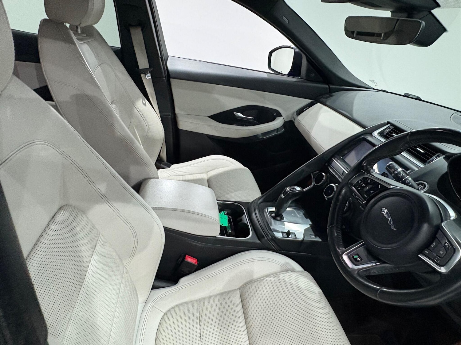 Used Jaguar E-Pace 2018 for sale - 76866029: Photo 56