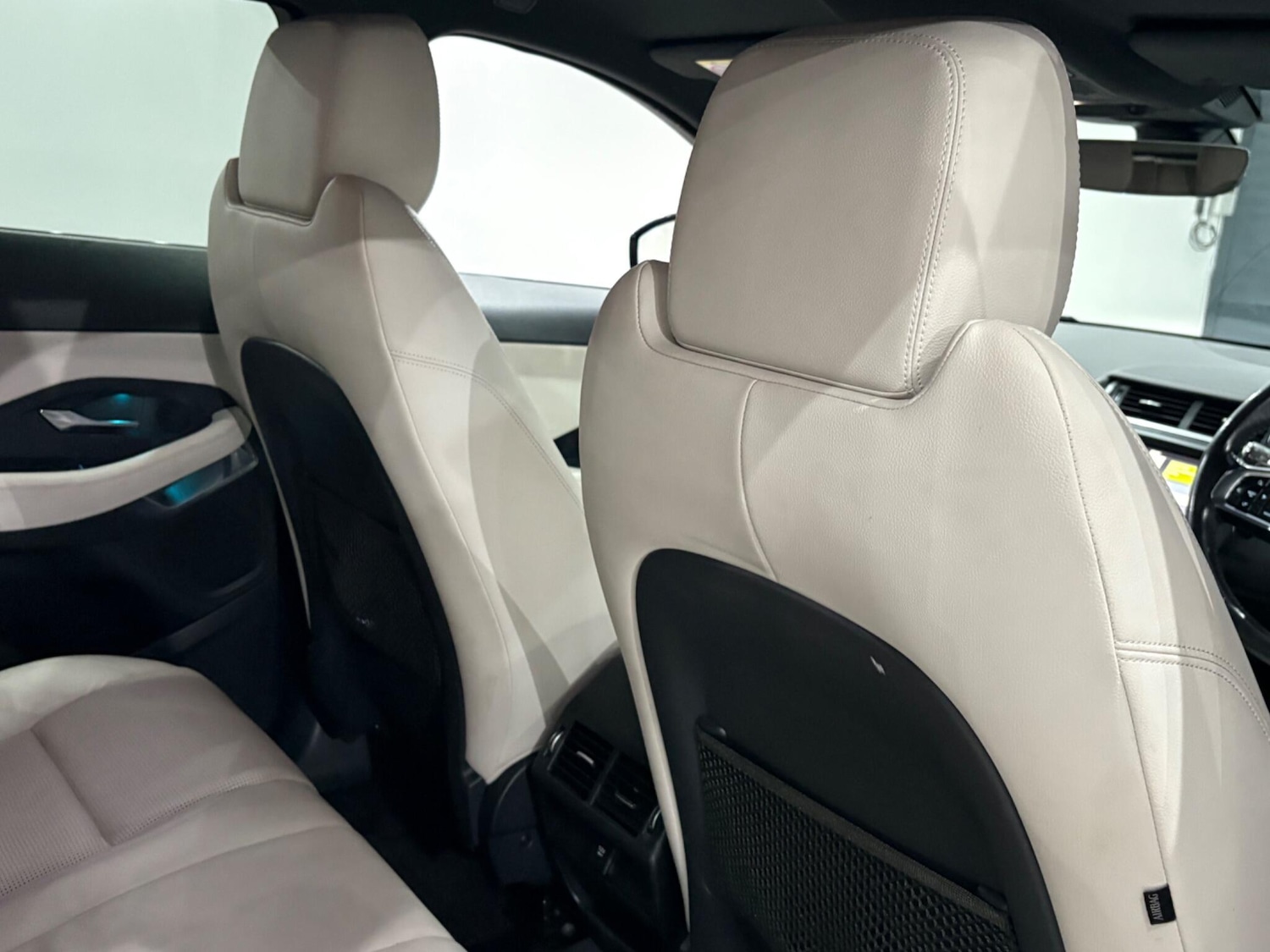 Used Jaguar E-Pace 2018 for sale - 76866029: Photo 74