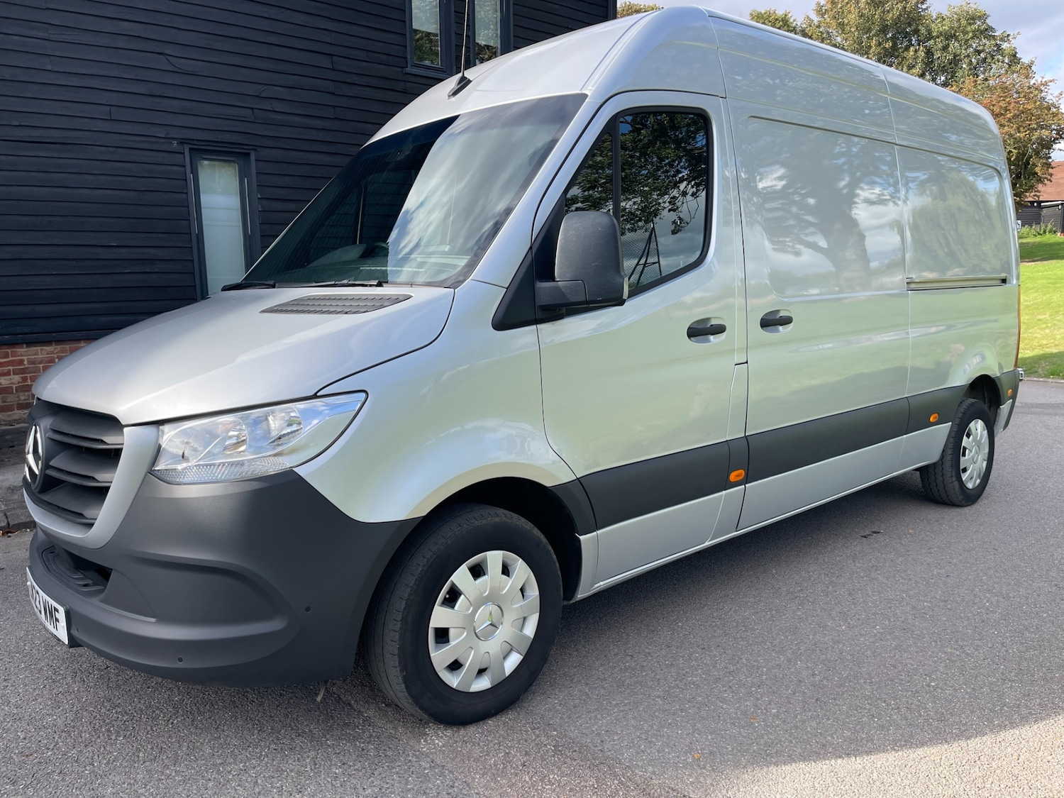 Used Mercedes-Benz Sprinter 2023 for sale - 77115932: Photo 3