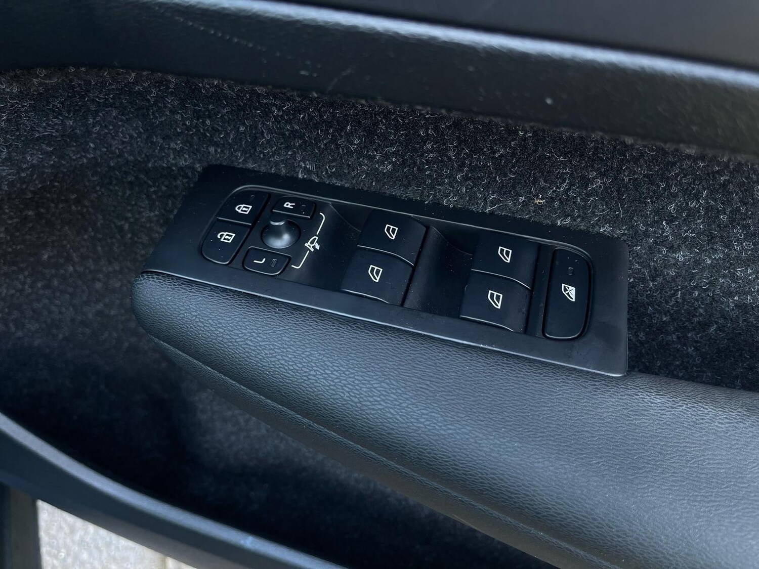 Used Volvo XC40 2020 for sale - 76766550: Photo 18