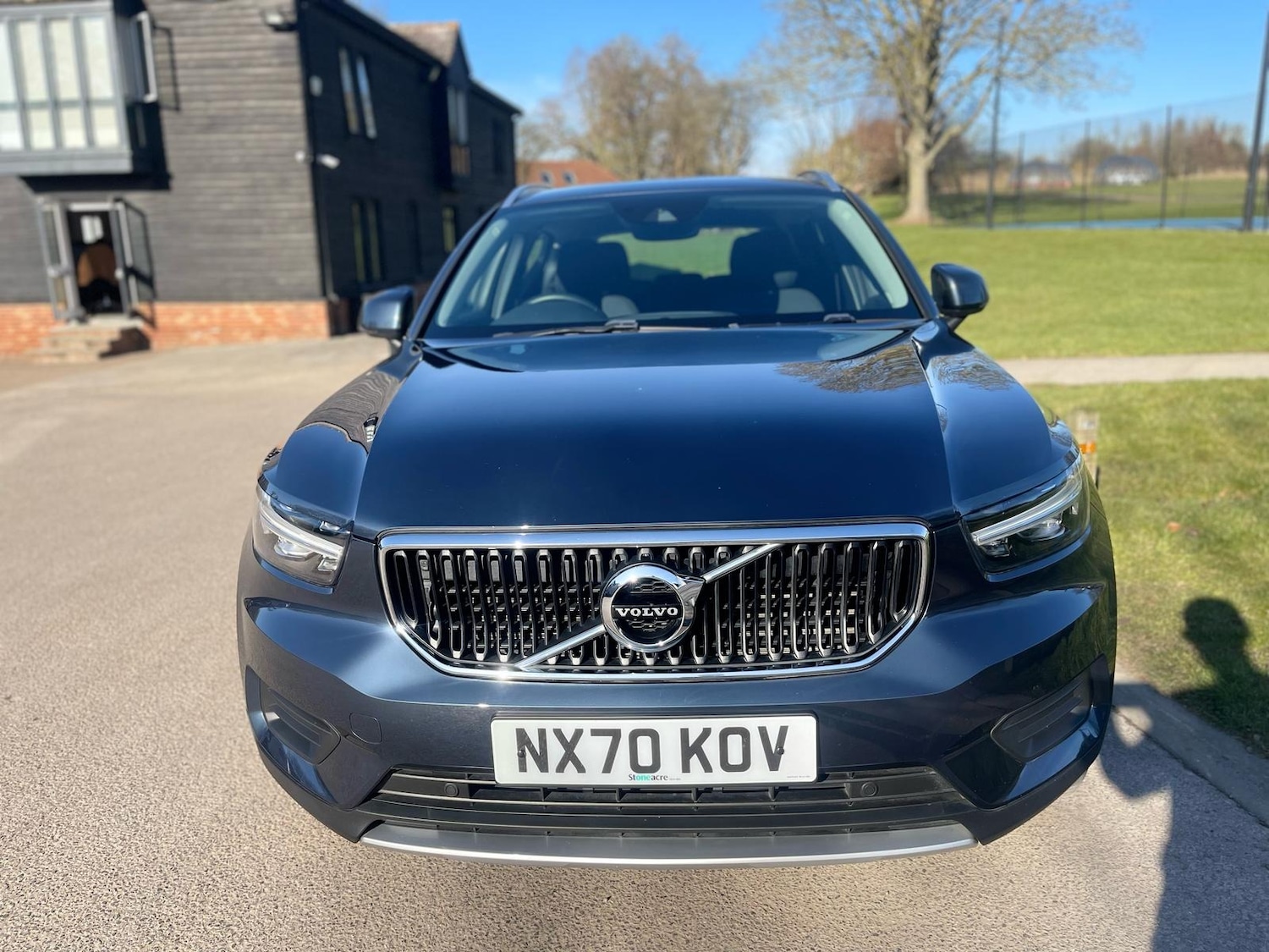 Used Volvo XC40 2020 for sale - 76766550: Photo 2