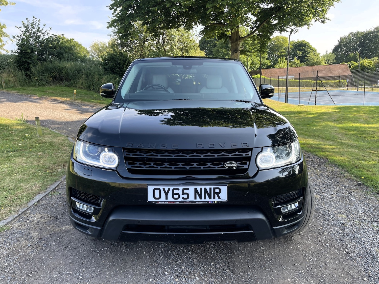 Used Land Rover Range Rover Sport 2015 for sale - 77125820: Photo 2